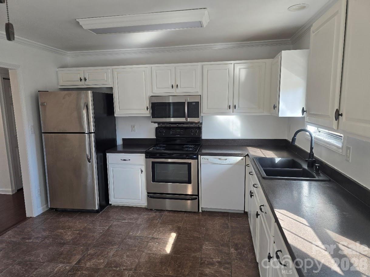 4904 West Street — Indian Trail