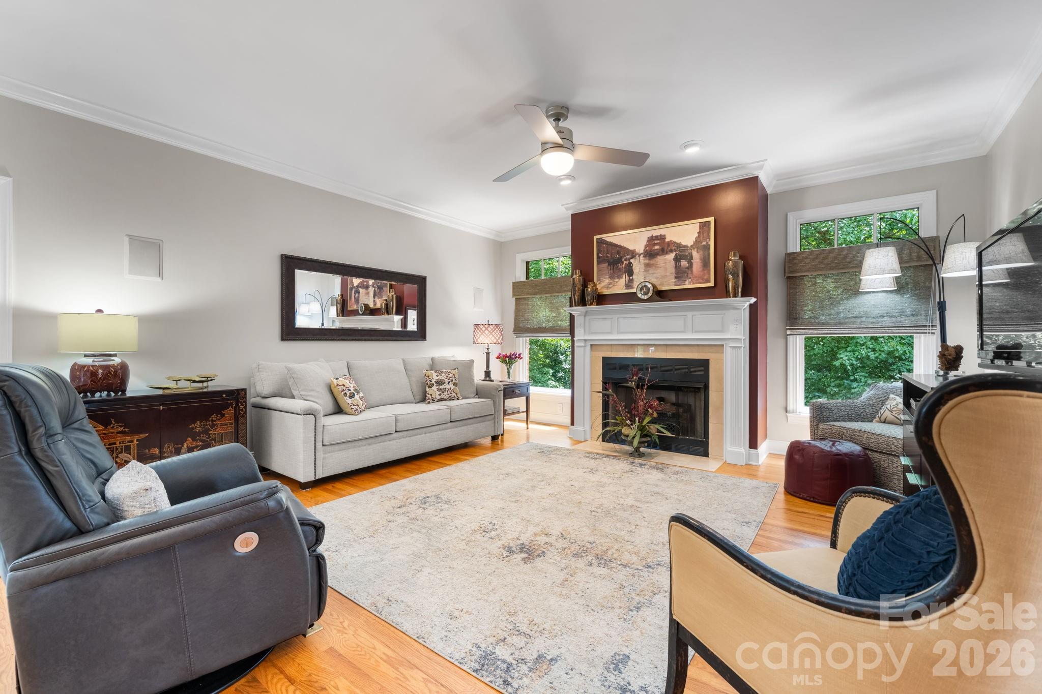 106 Oakland Court NE #9 & 10 — Valdese