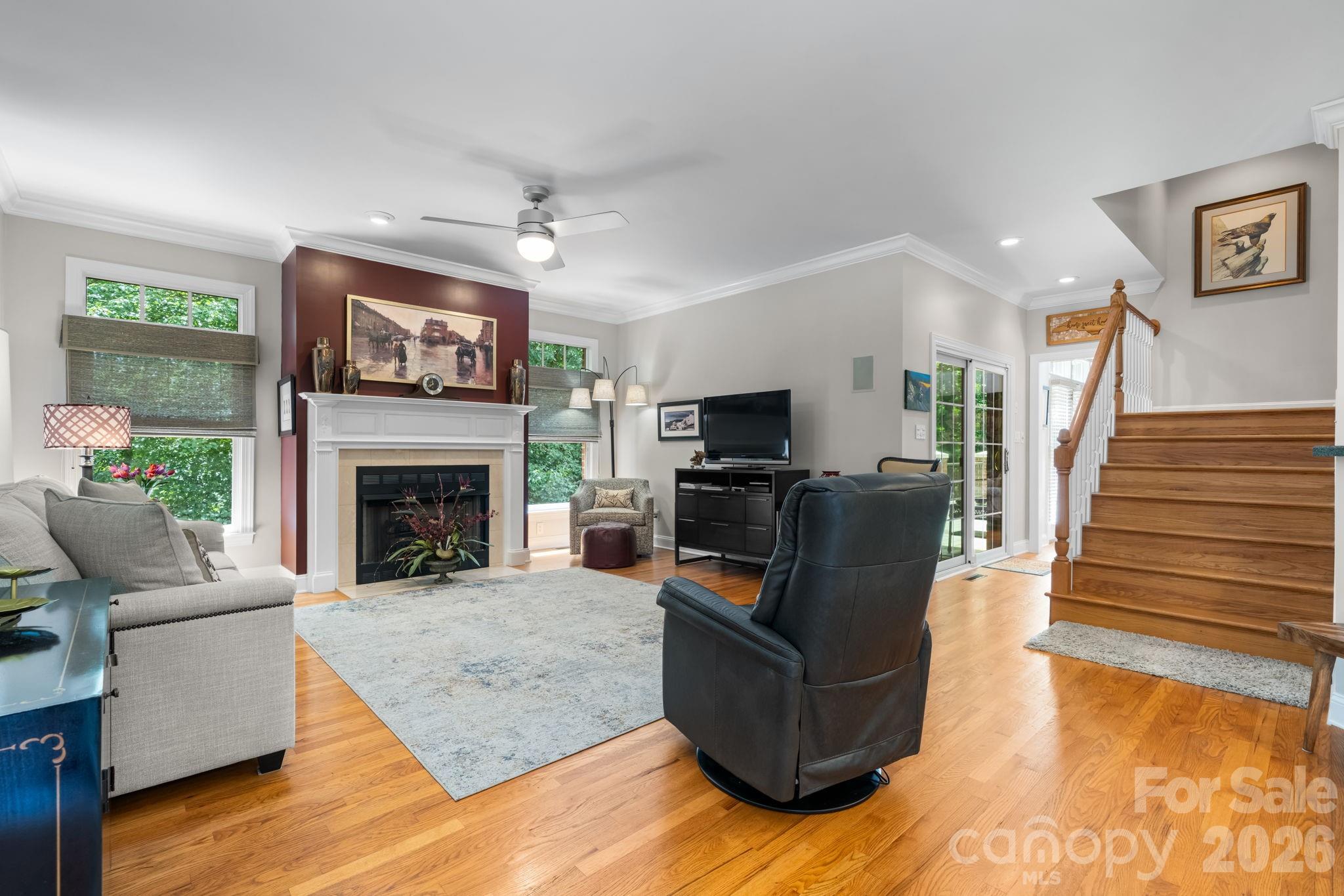 106 Oakland Court NE #9 & 10 — Valdese