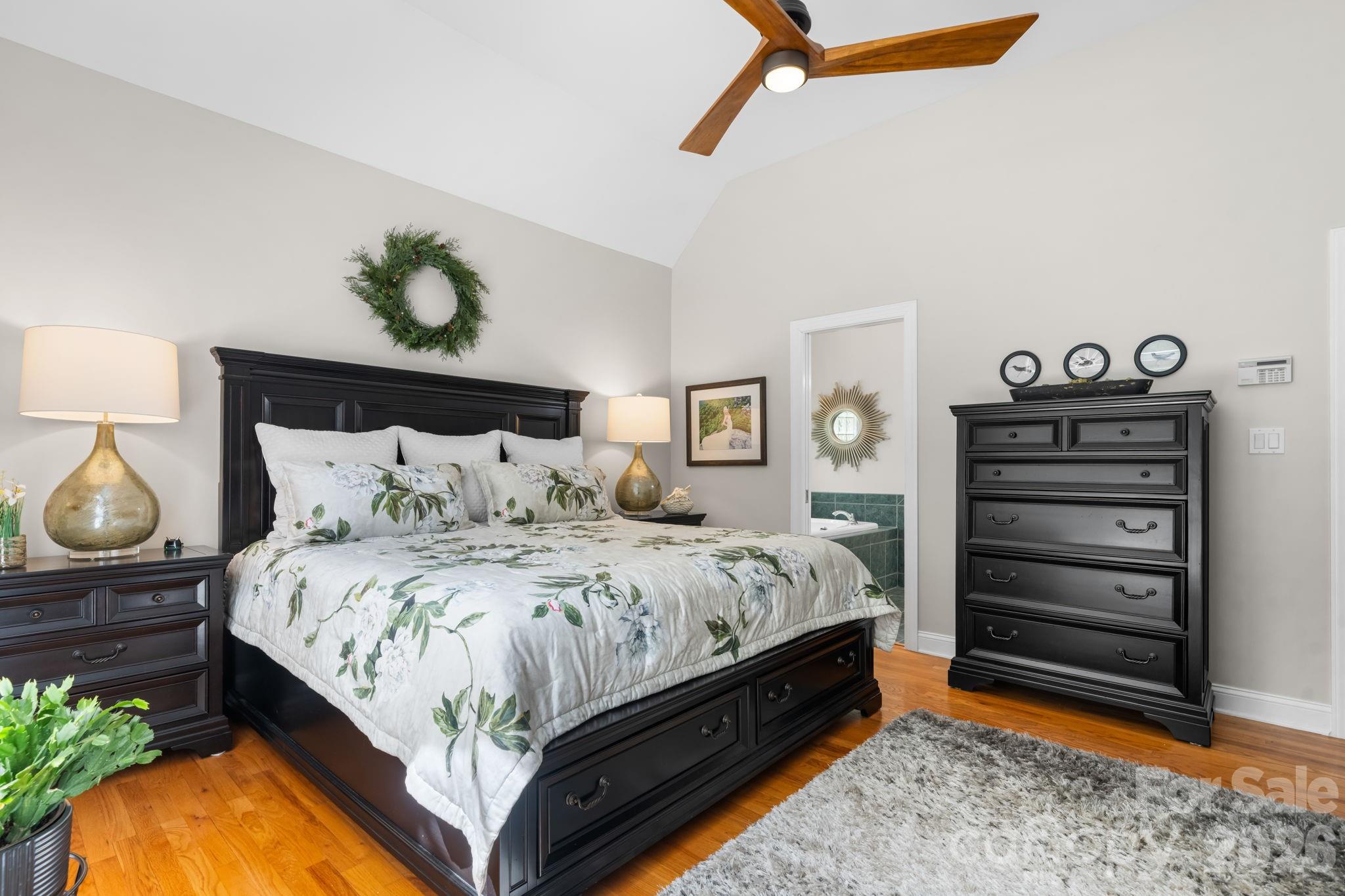 106 Oakland Court NE #9 & 10 — Valdese