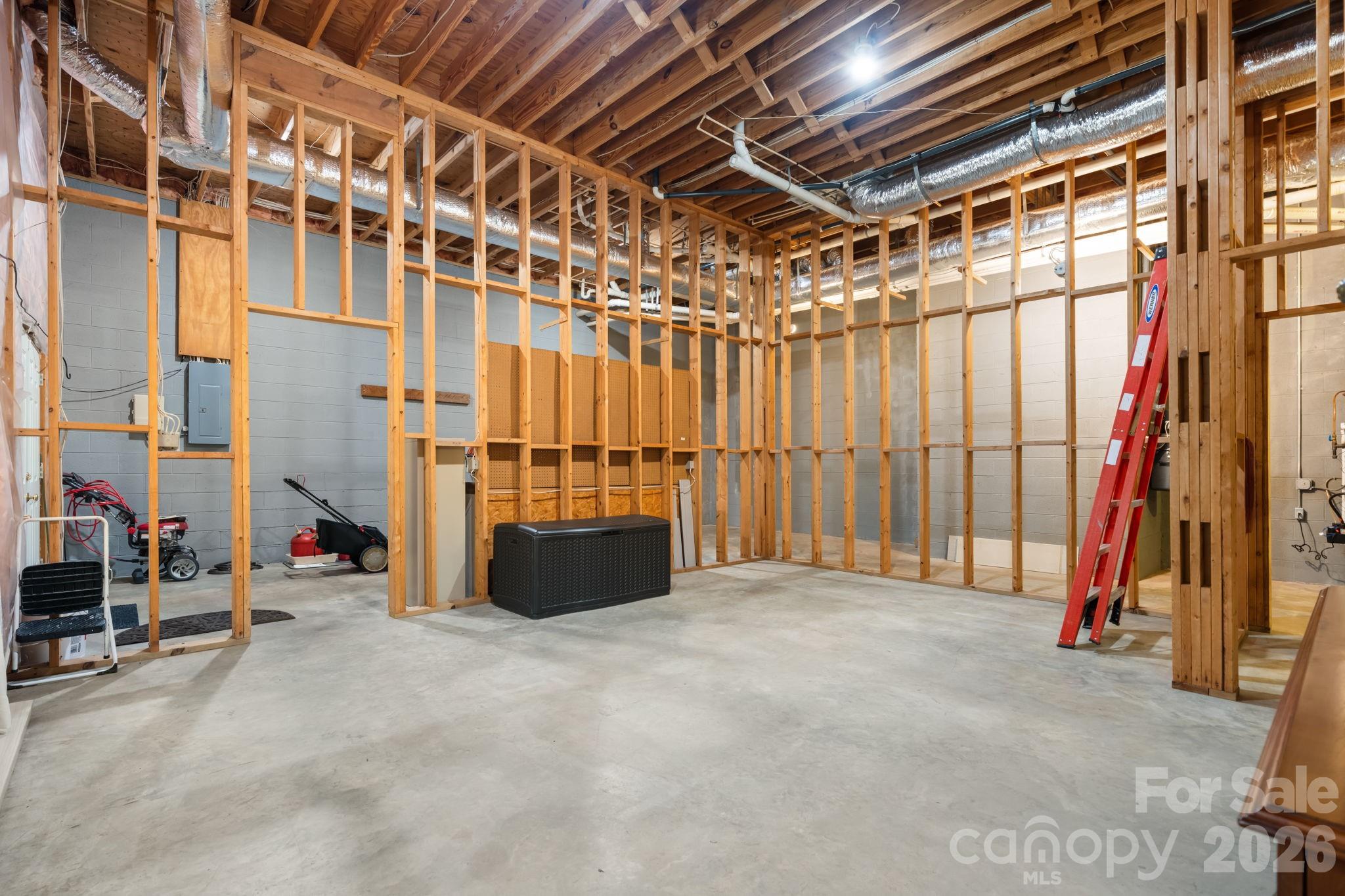 106 Oakland Court NE #9 & 10 — Valdese