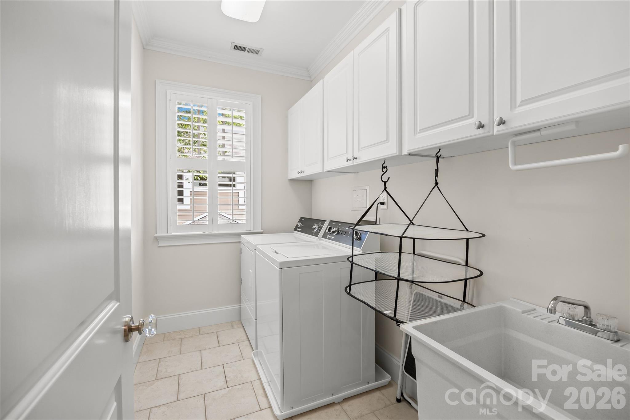 2200 Shenandoah Avenue — Charlotte