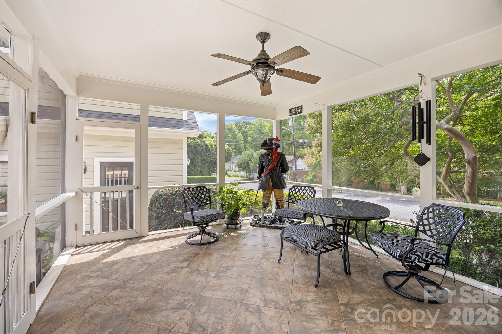 2200 Shenandoah Avenue — Charlotte
