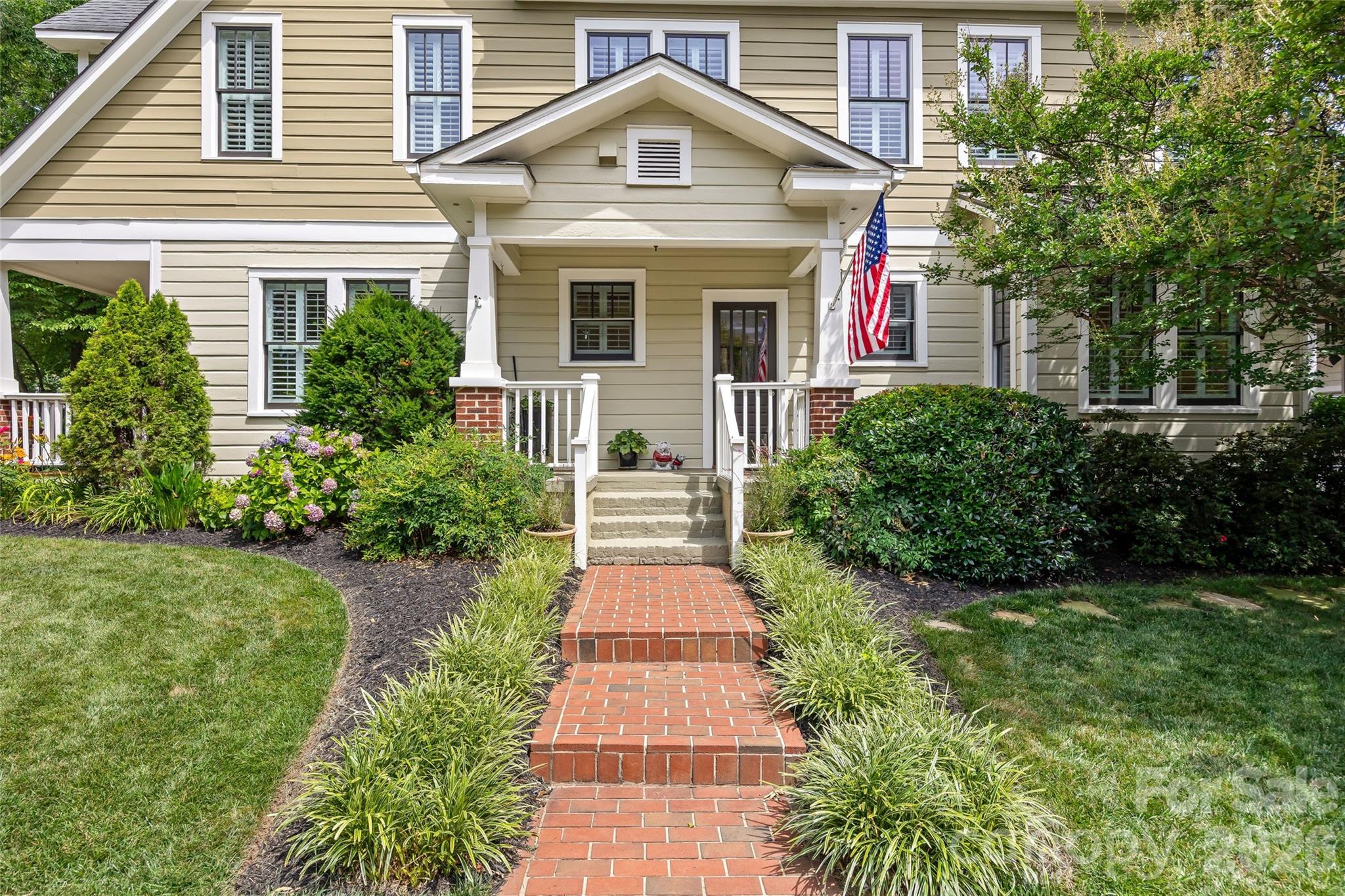 2200 Shenandoah Avenue — Charlotte