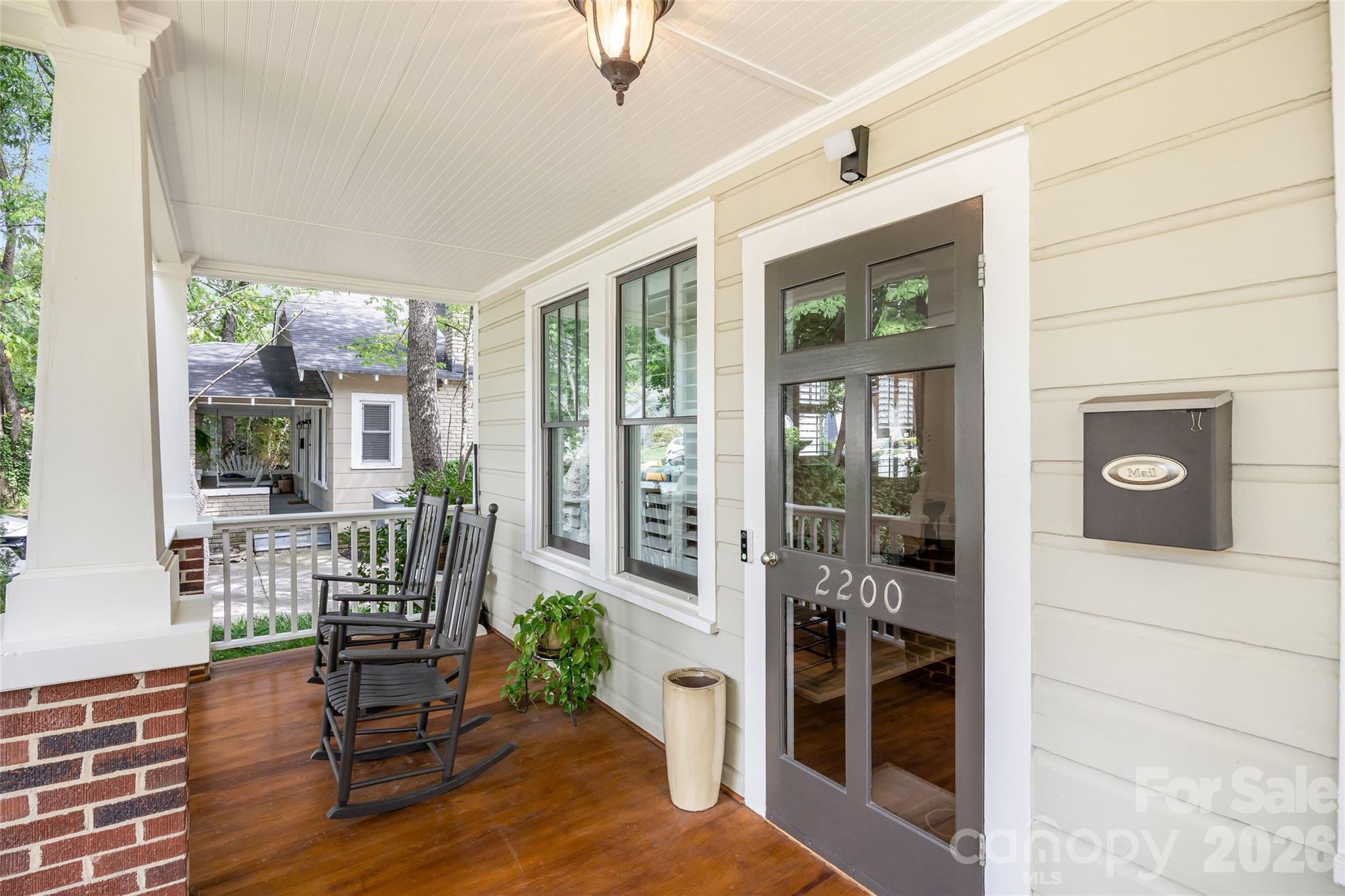 2200 Shenandoah Avenue — Charlotte