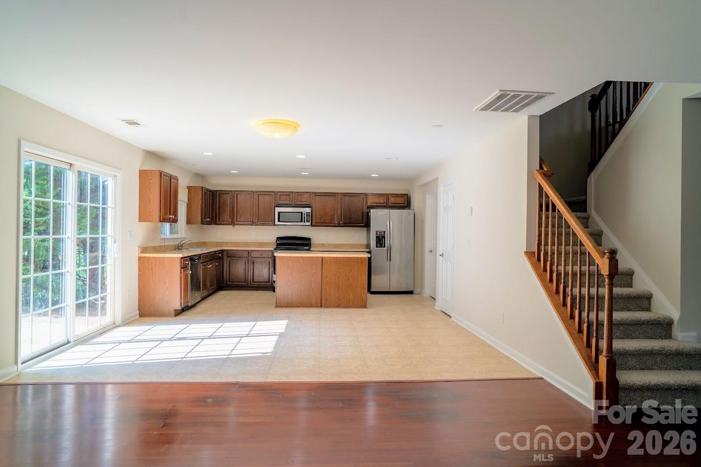 9411 Seamill Road — Charlotte