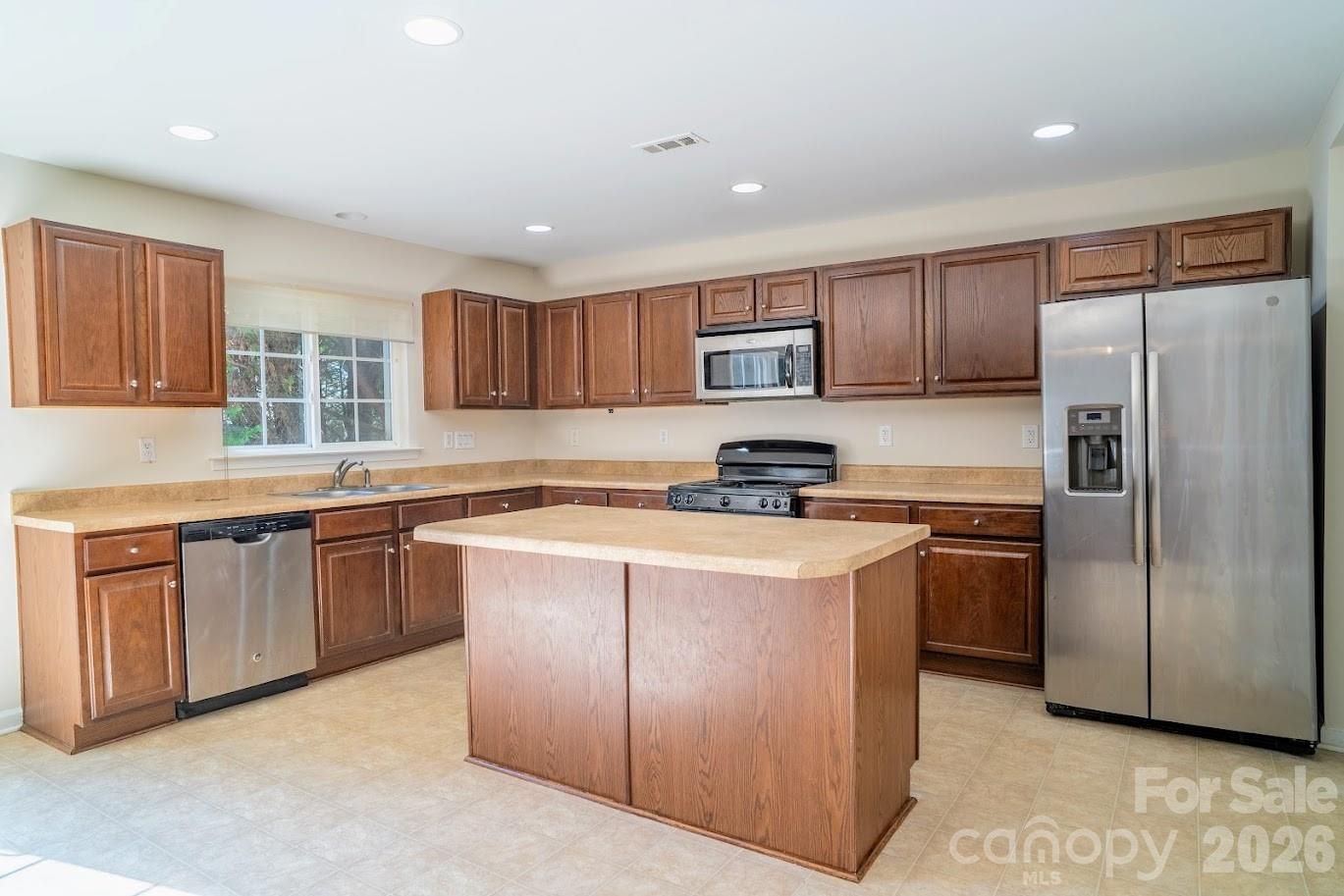 9411 Seamill Road — Charlotte