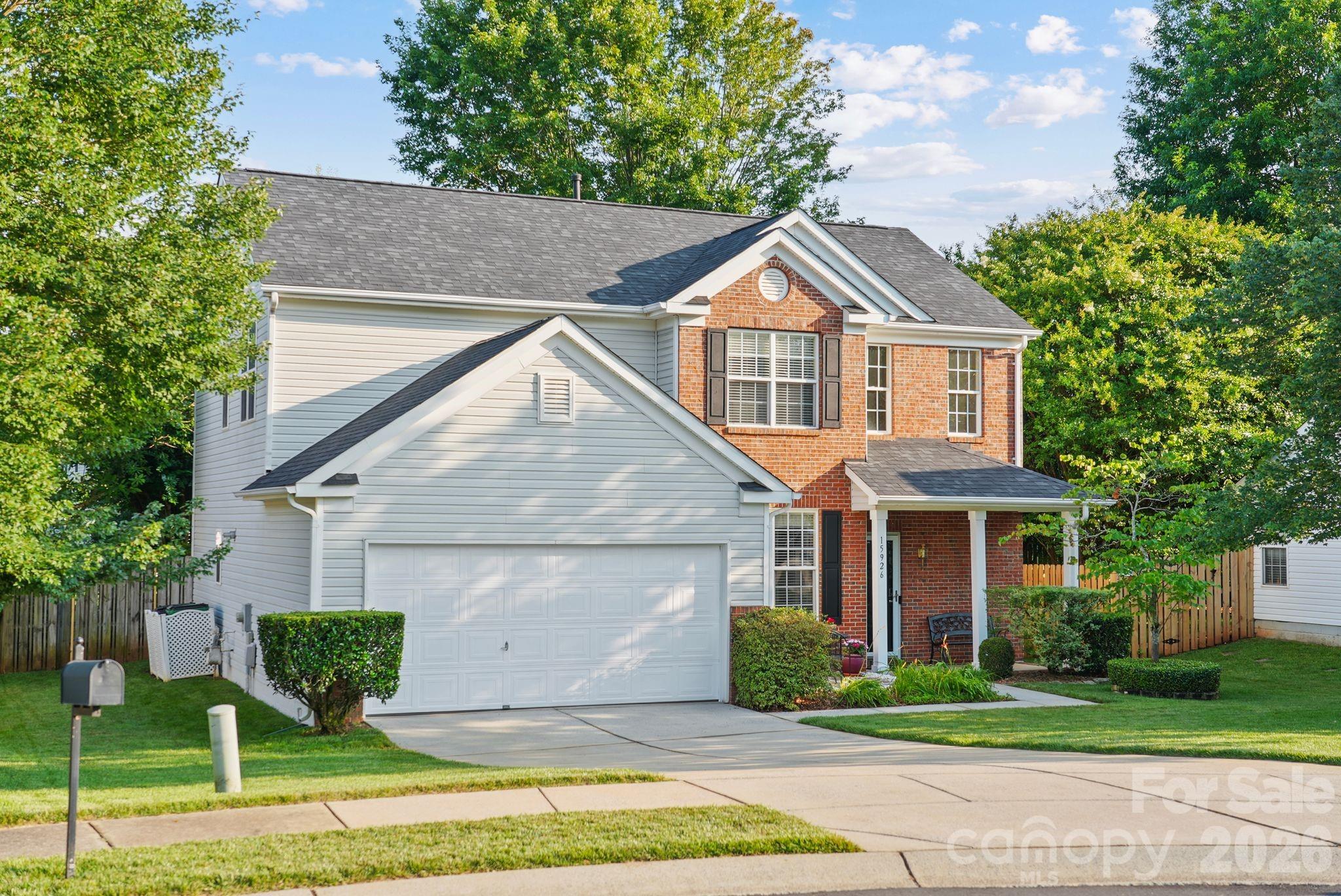 15926 Bubbling Branch Lane — Charlotte