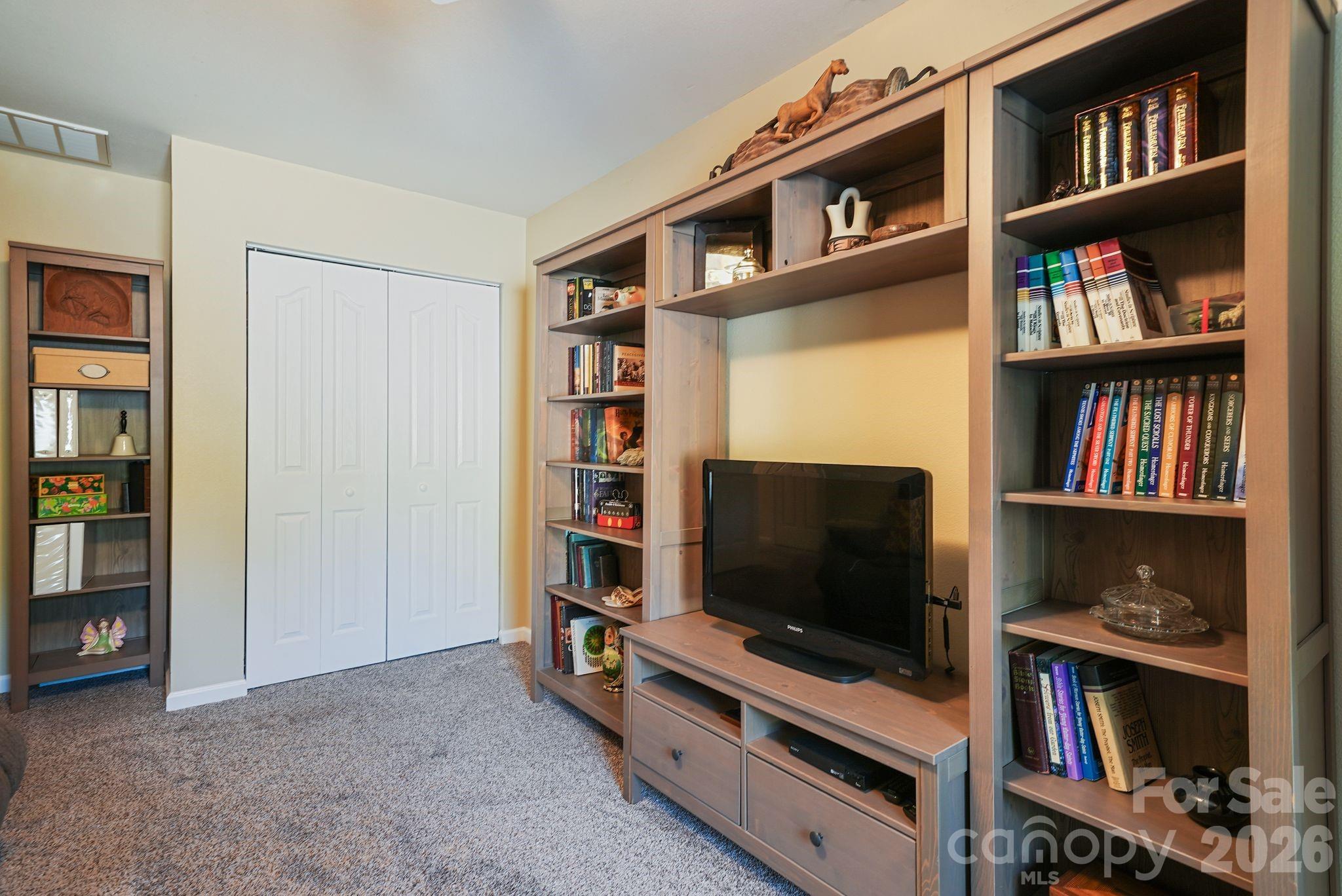 15926 Bubbling Branch Lane — Charlotte