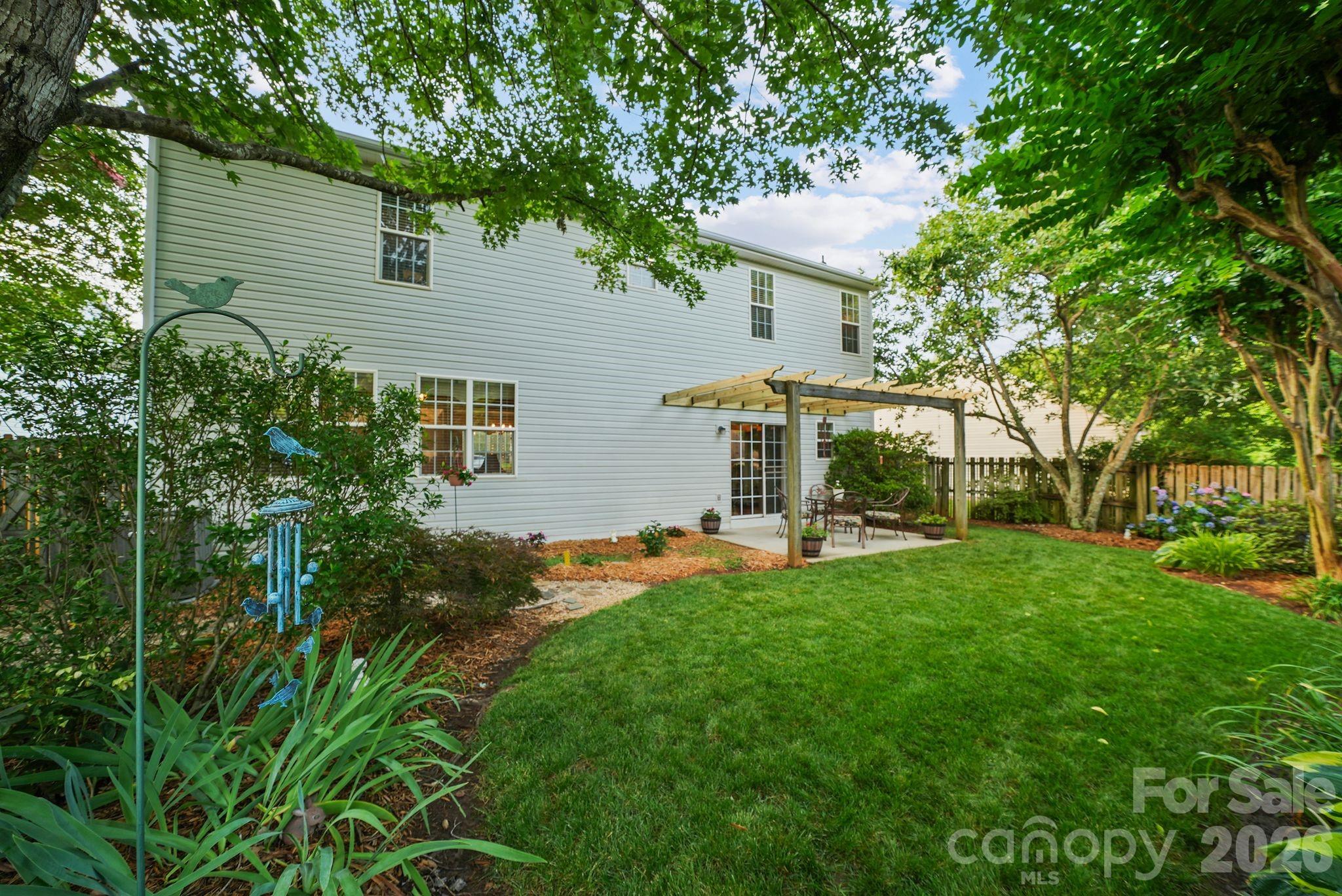 15926 Bubbling Branch Lane — Charlotte