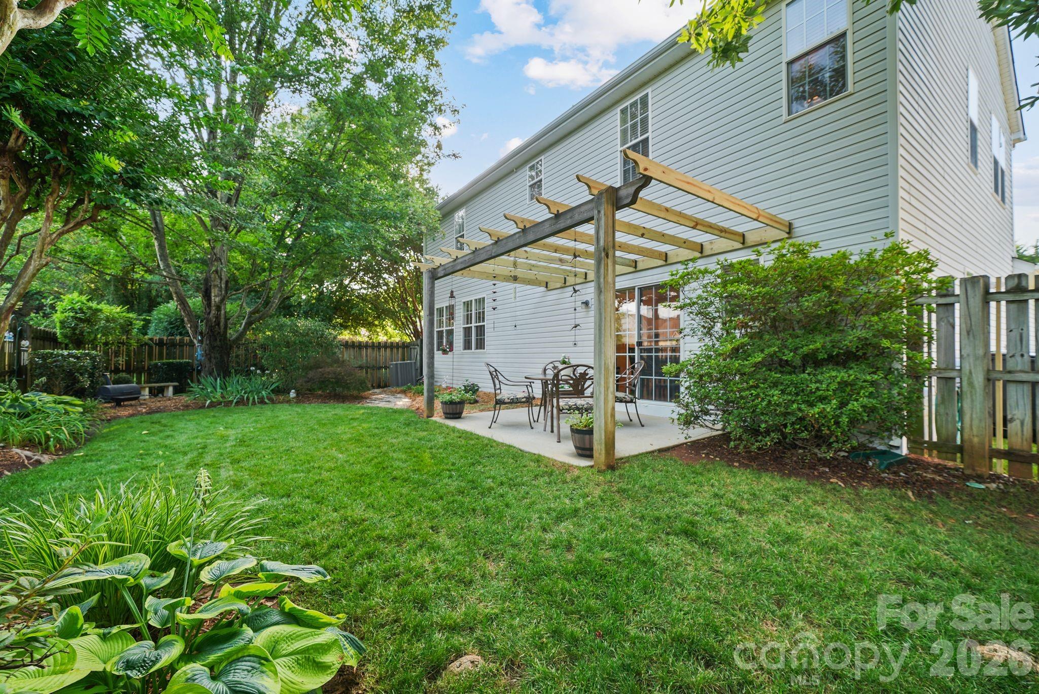15926 Bubbling Branch Lane — Charlotte