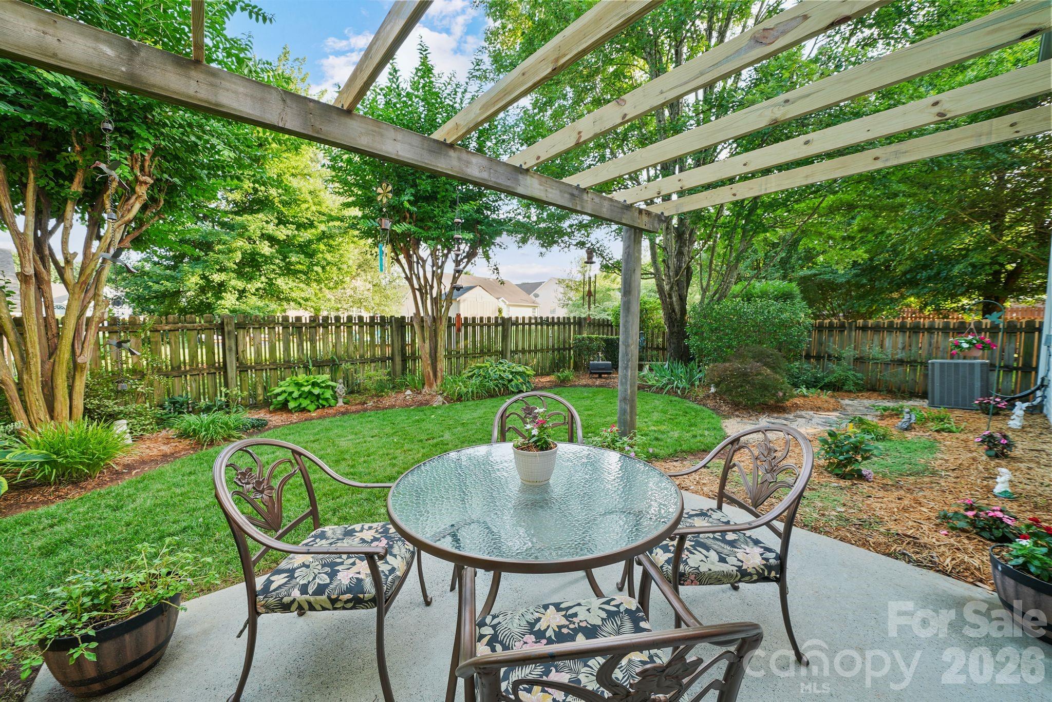 15926 Bubbling Branch Lane — Charlotte
