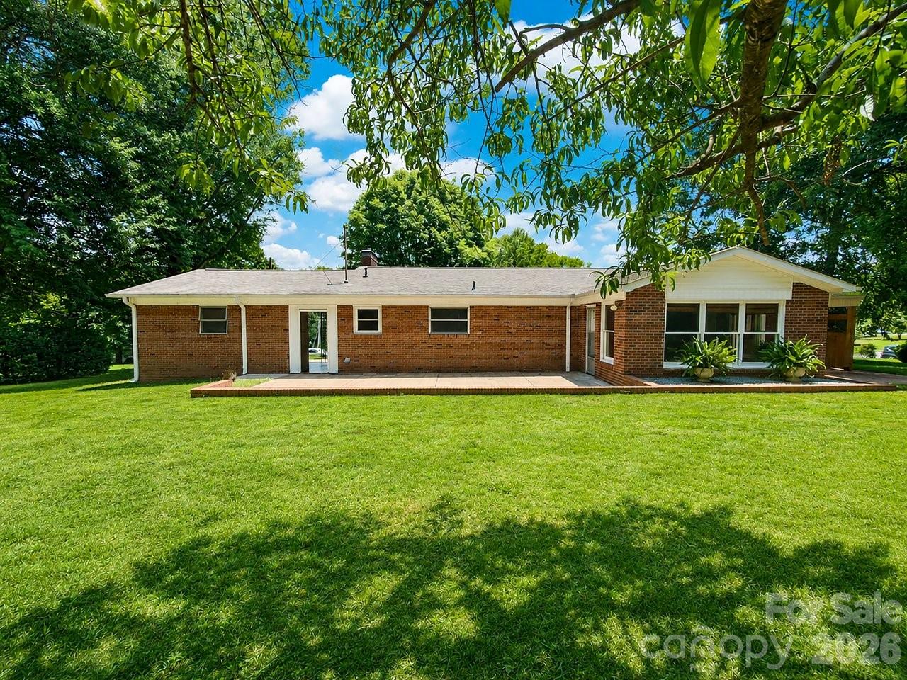 706 Hedrick Drive — Statesville