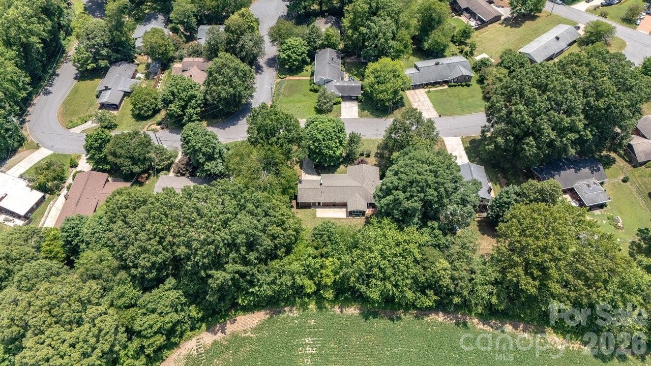 706 Hedrick Drive — Statesville