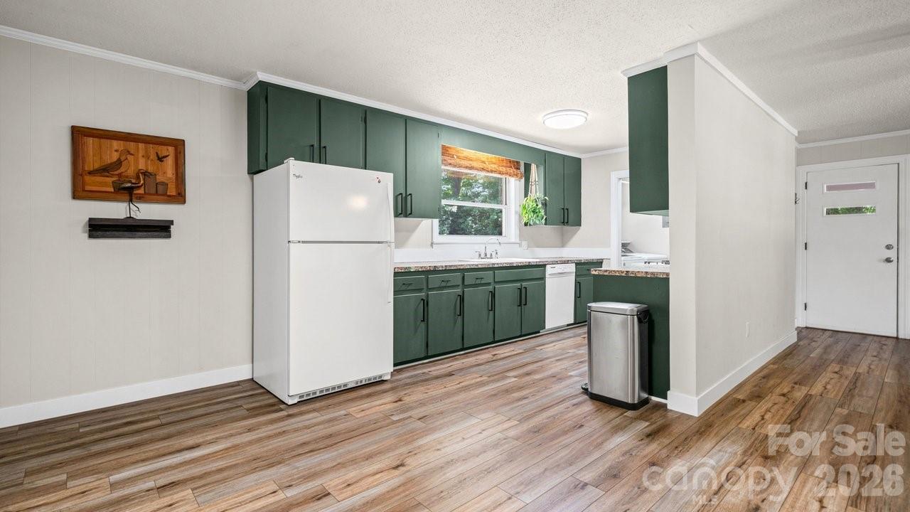 706 Hedrick Drive — Statesville