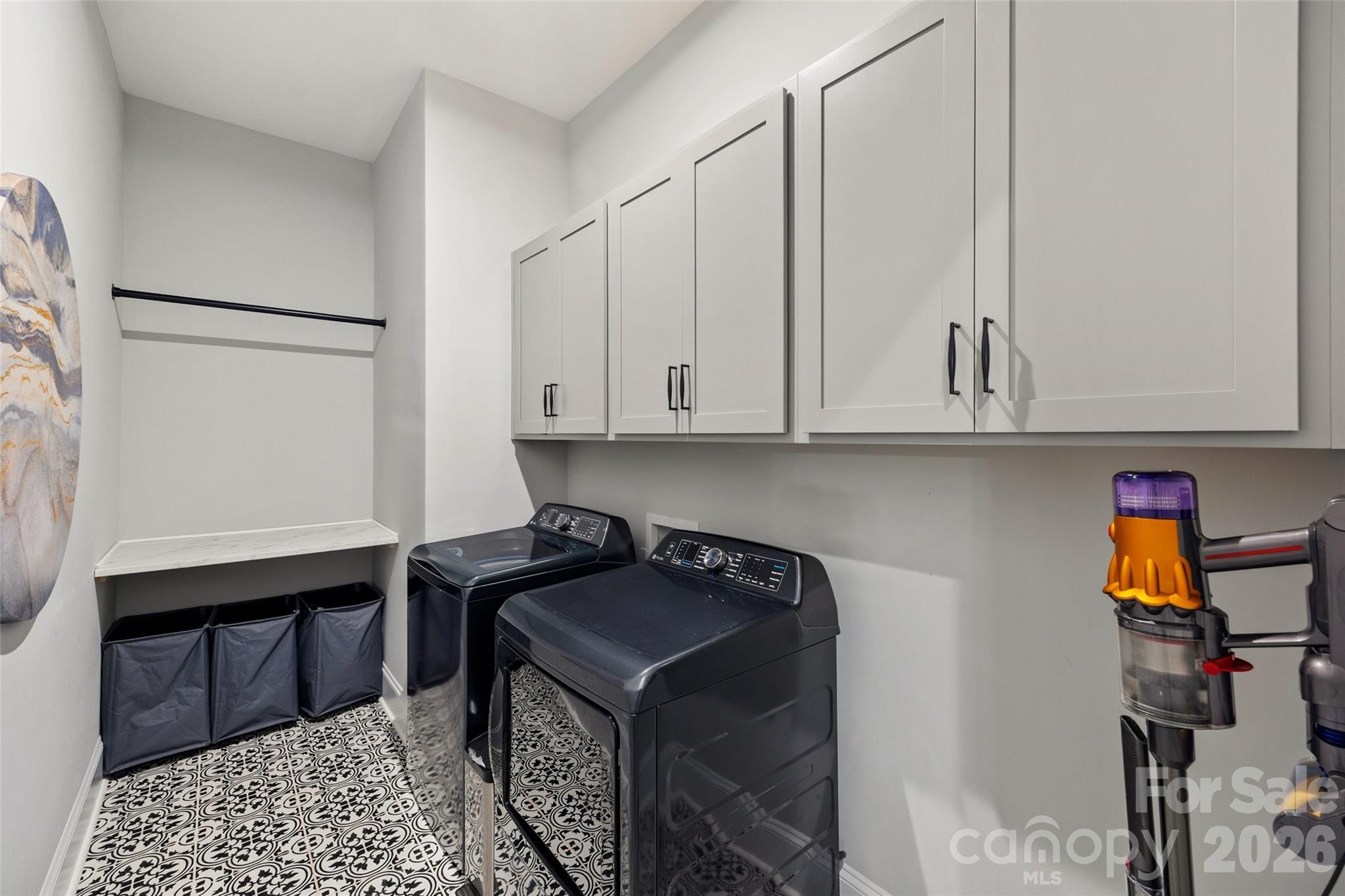 225 Lanyard Lane — Belmont