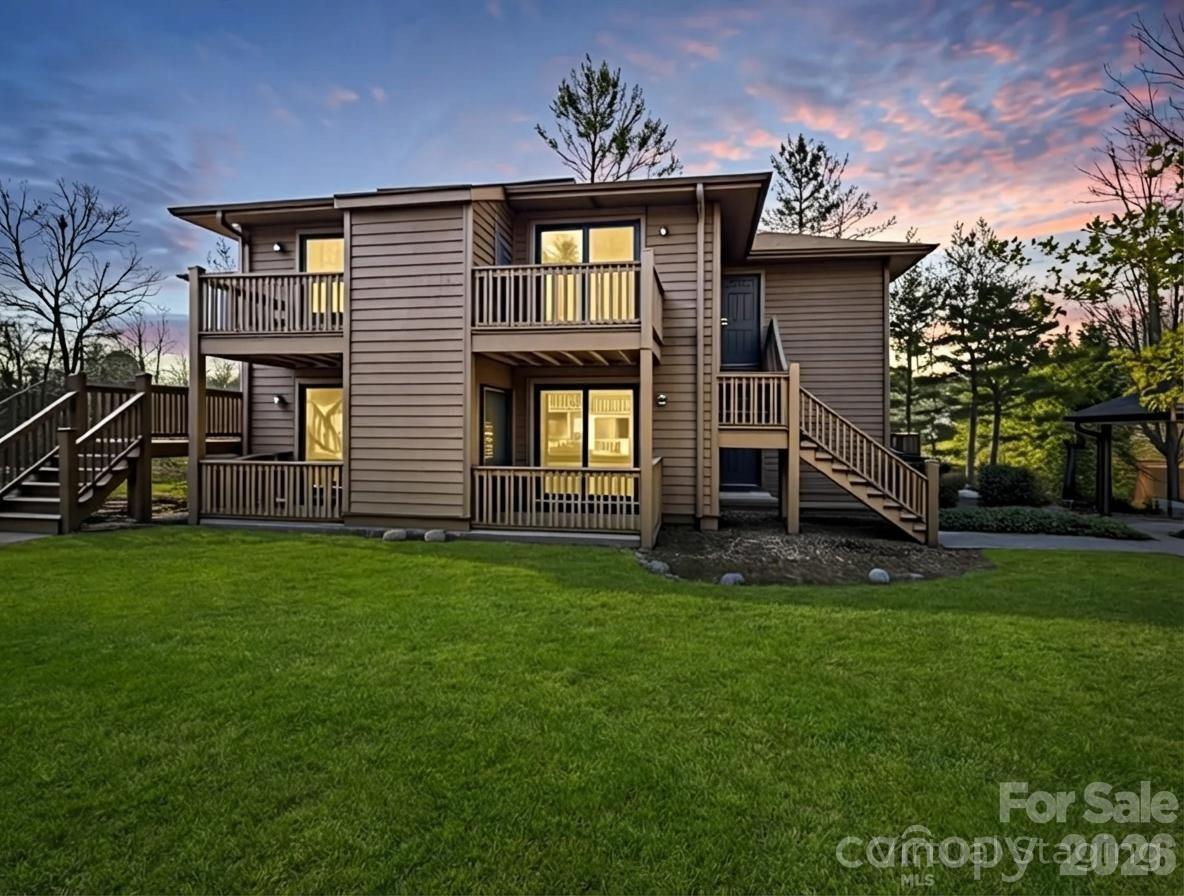 520 Courtwood Lane #4 — Hendersonville