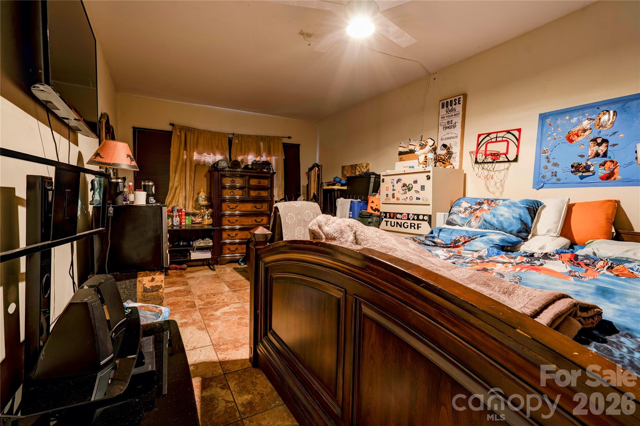 9336 Dewey Drive — Charlotte