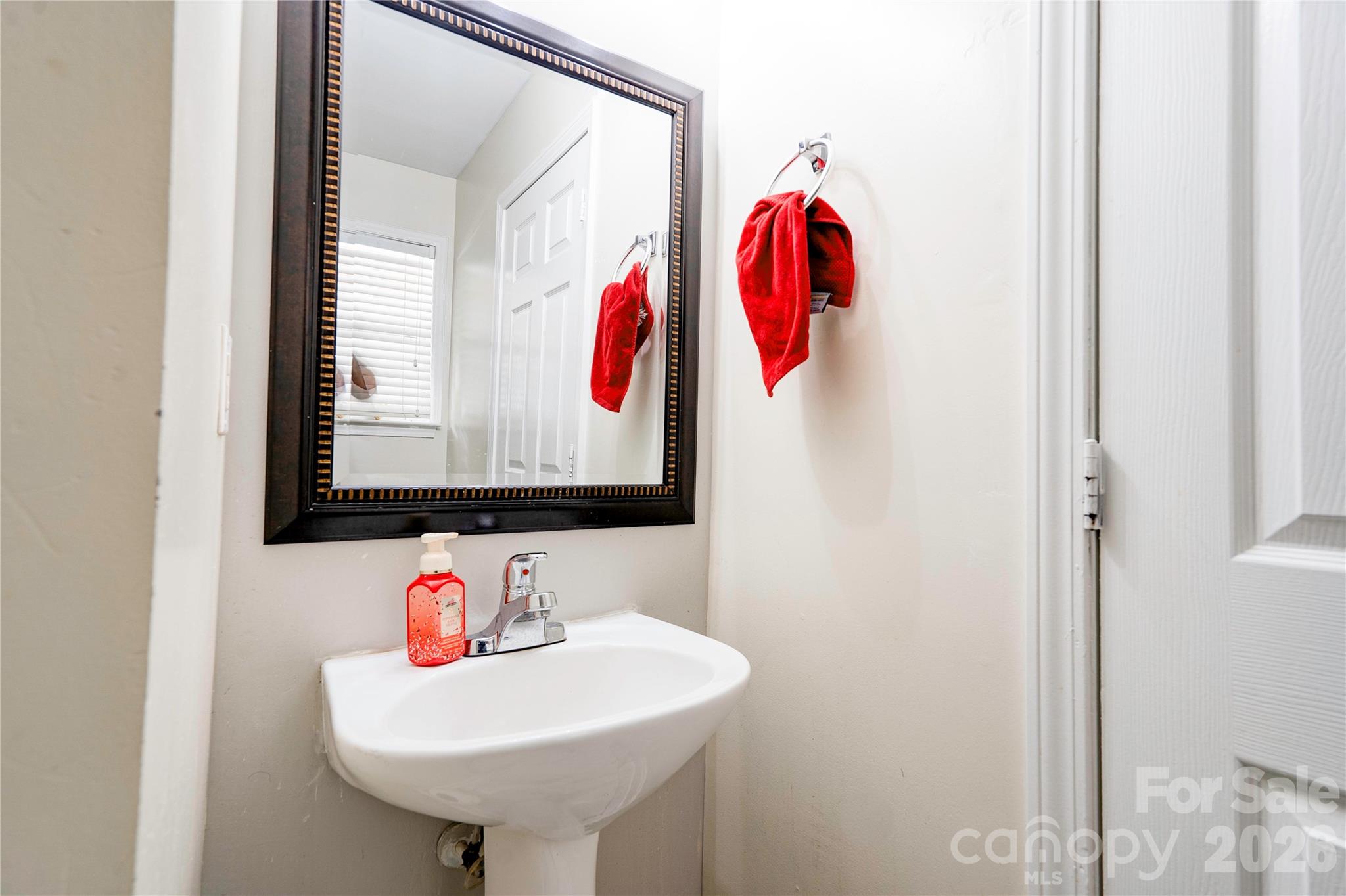 9336 Dewey Drive — Charlotte