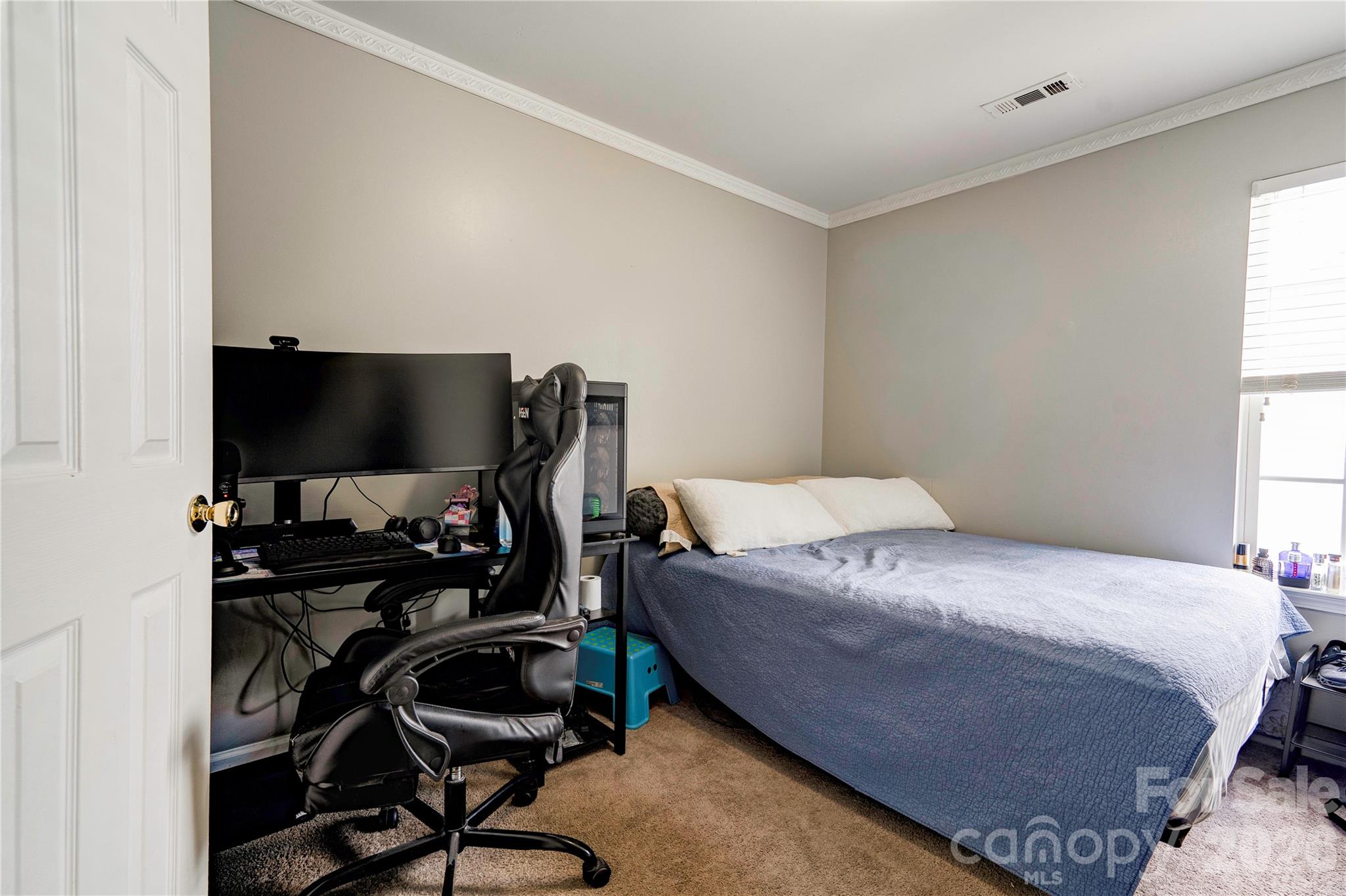9336 Dewey Drive — Charlotte