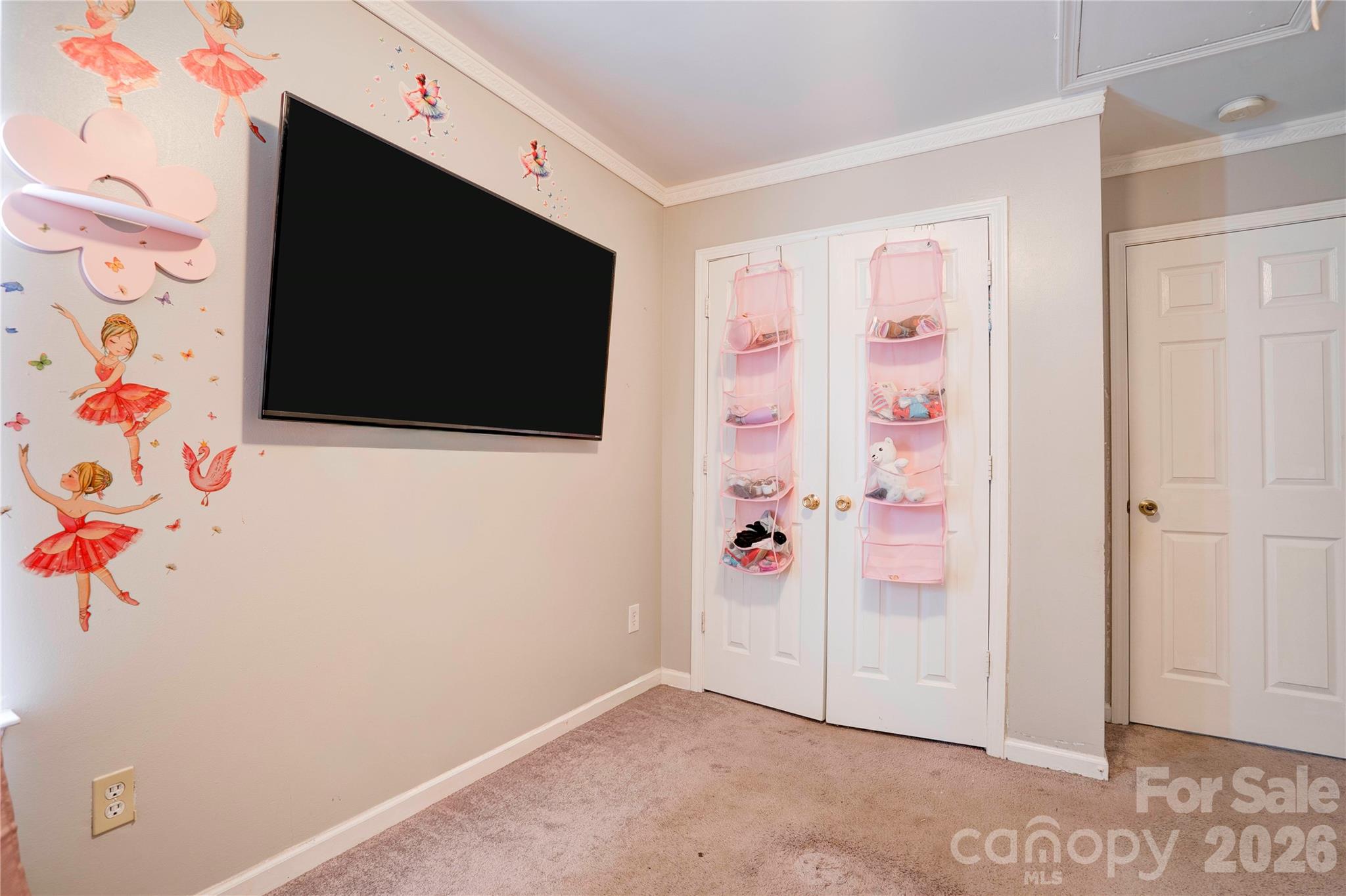 9336 Dewey Drive — Charlotte
