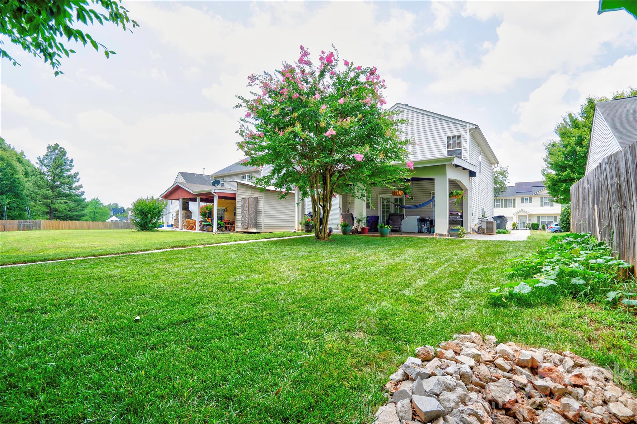 9336 Dewey Drive — Charlotte
