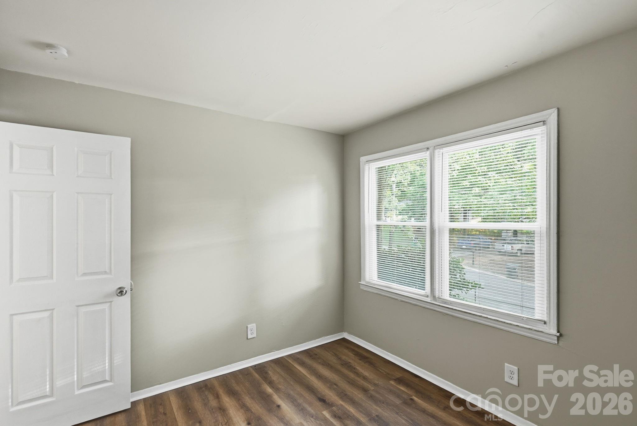 6805 Deanwood Place — Charlotte