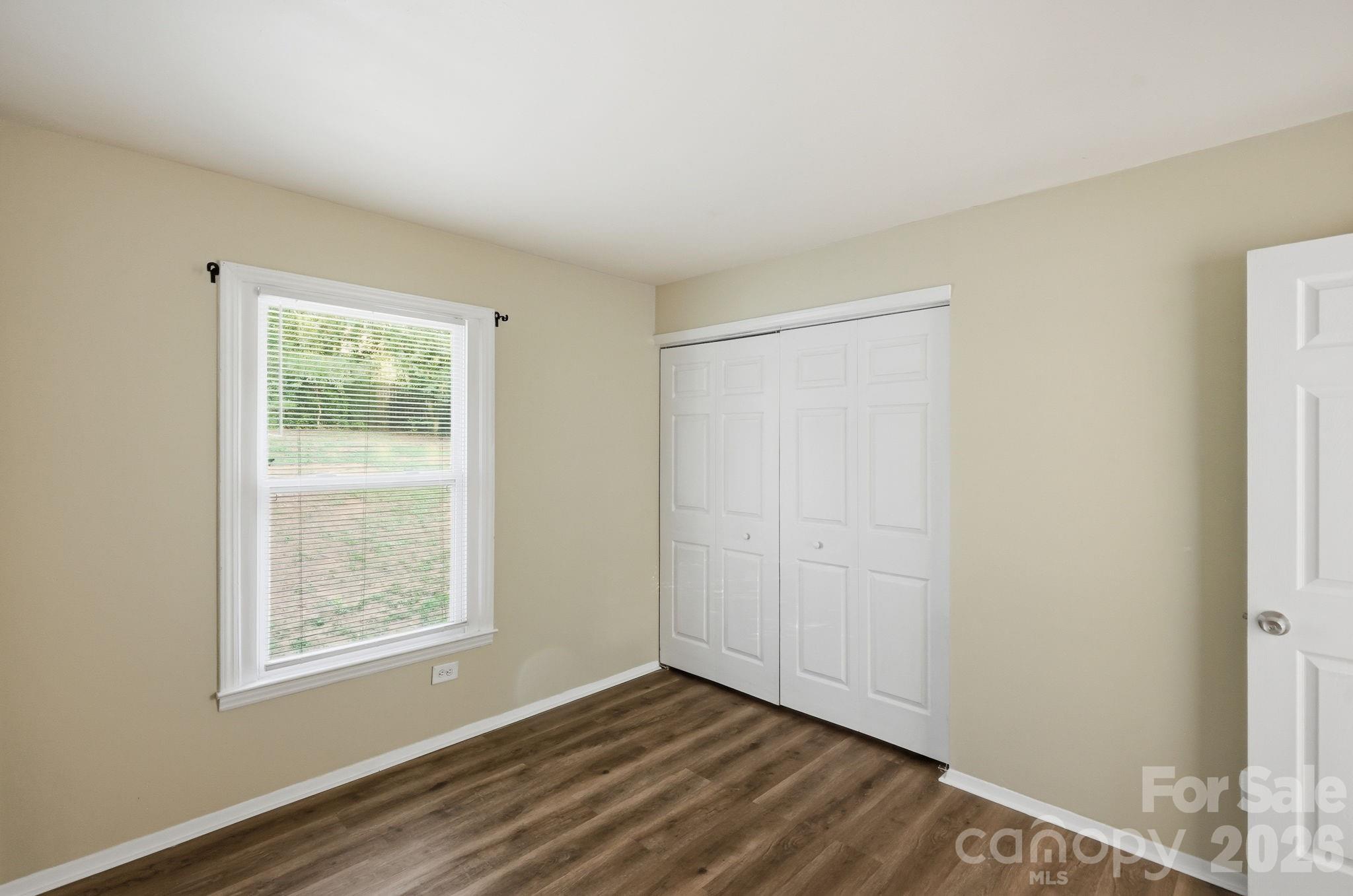 6805 Deanwood Place — Charlotte
