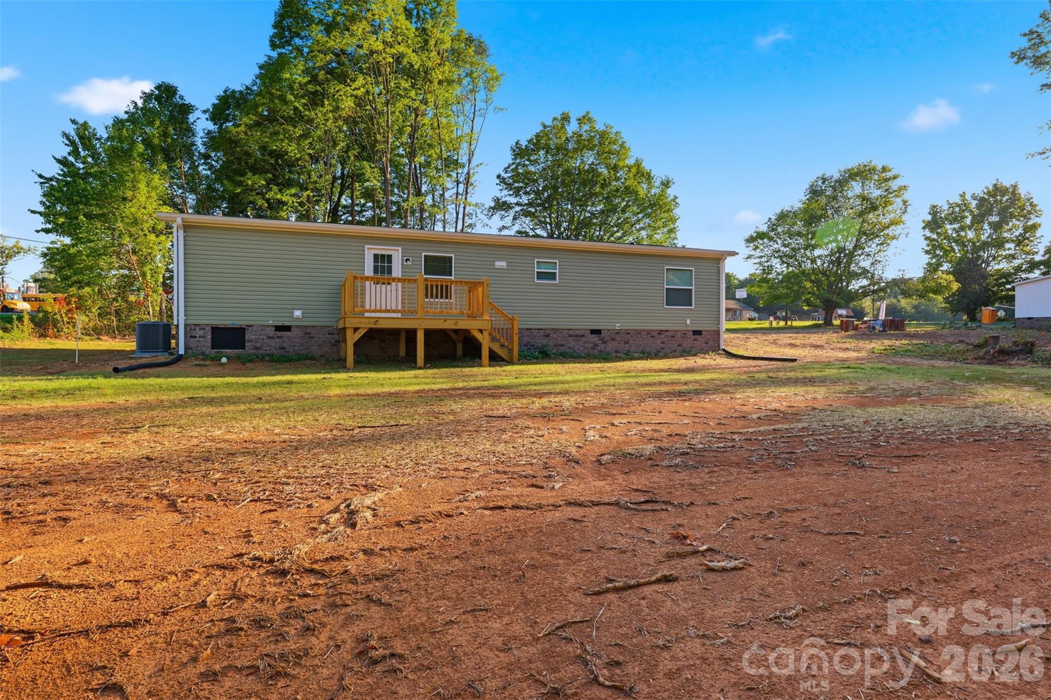 4433 Old US 421 Highway W — Yadkinville