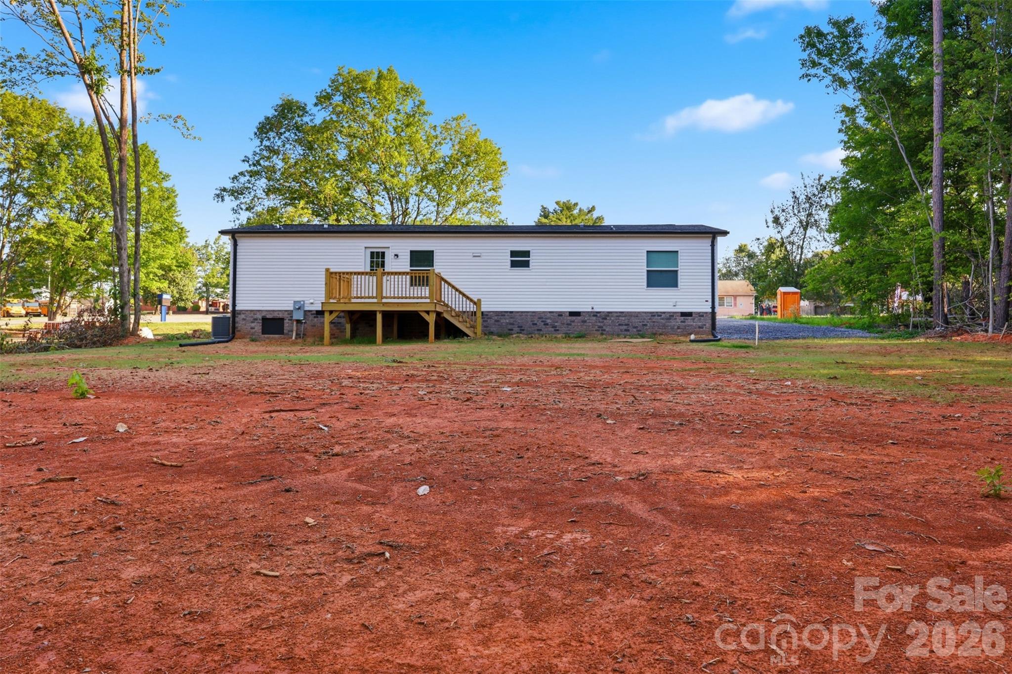 4425 Old US 421 Highway W — Yadkinville