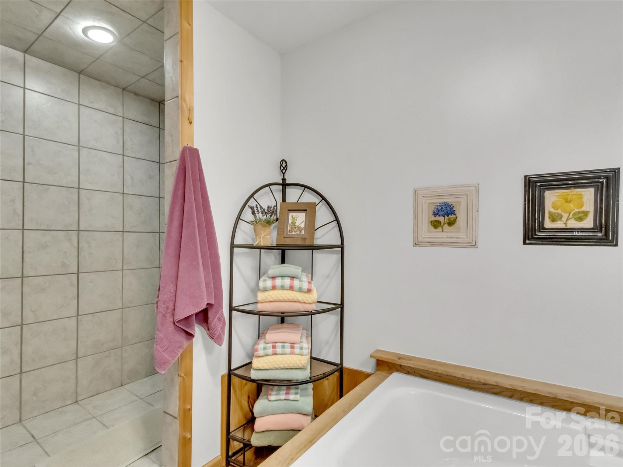 12 Signal Ridge — Sylva