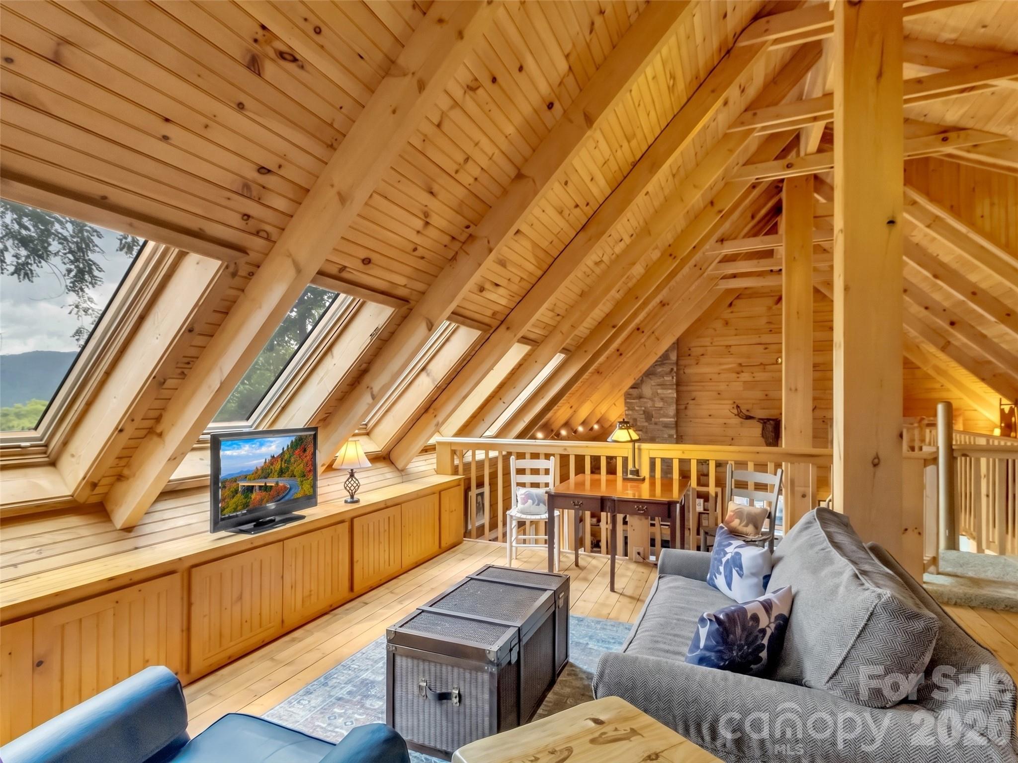 12 Signal Ridge — Sylva