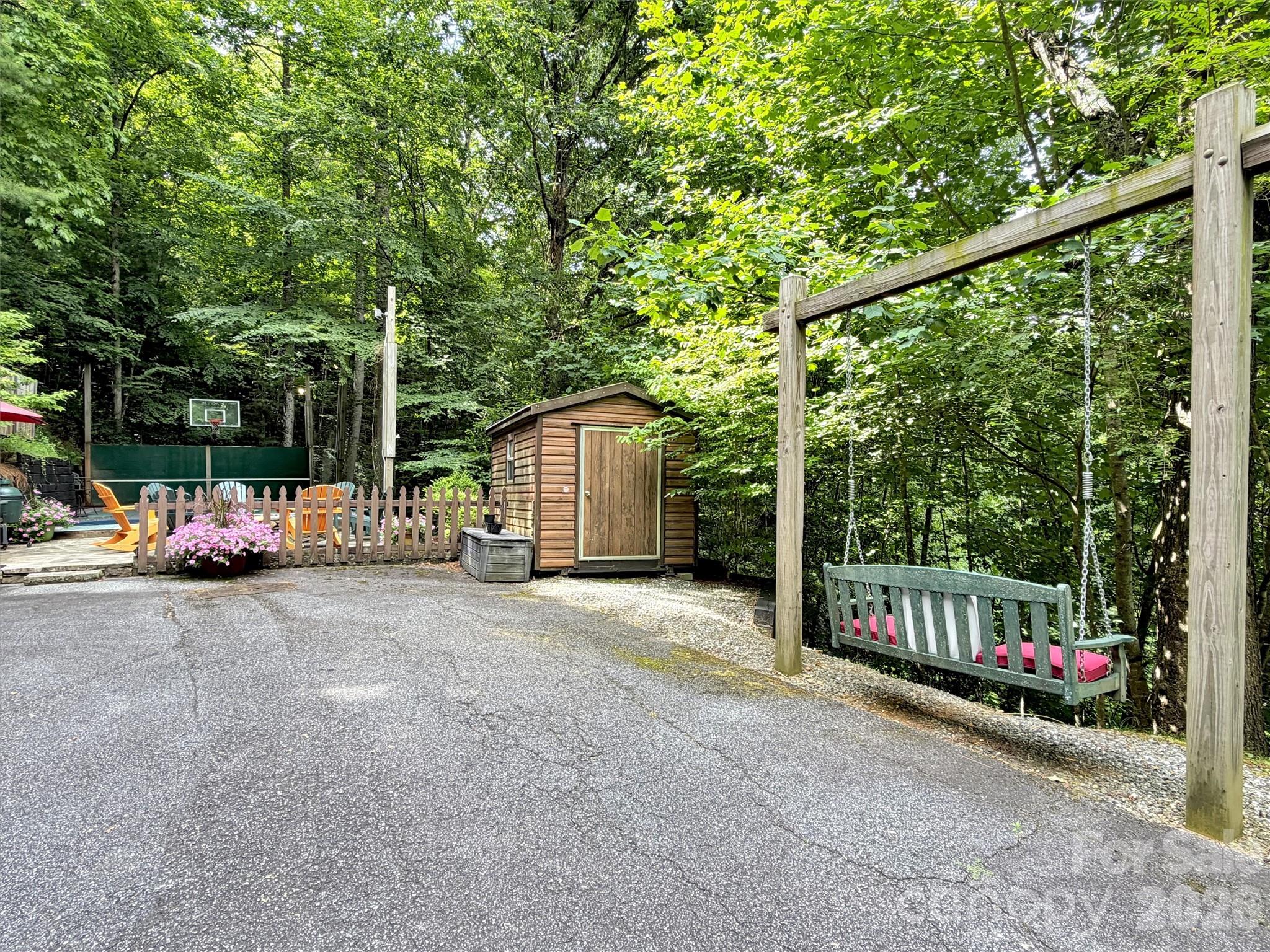 12 Signal Ridge — Sylva