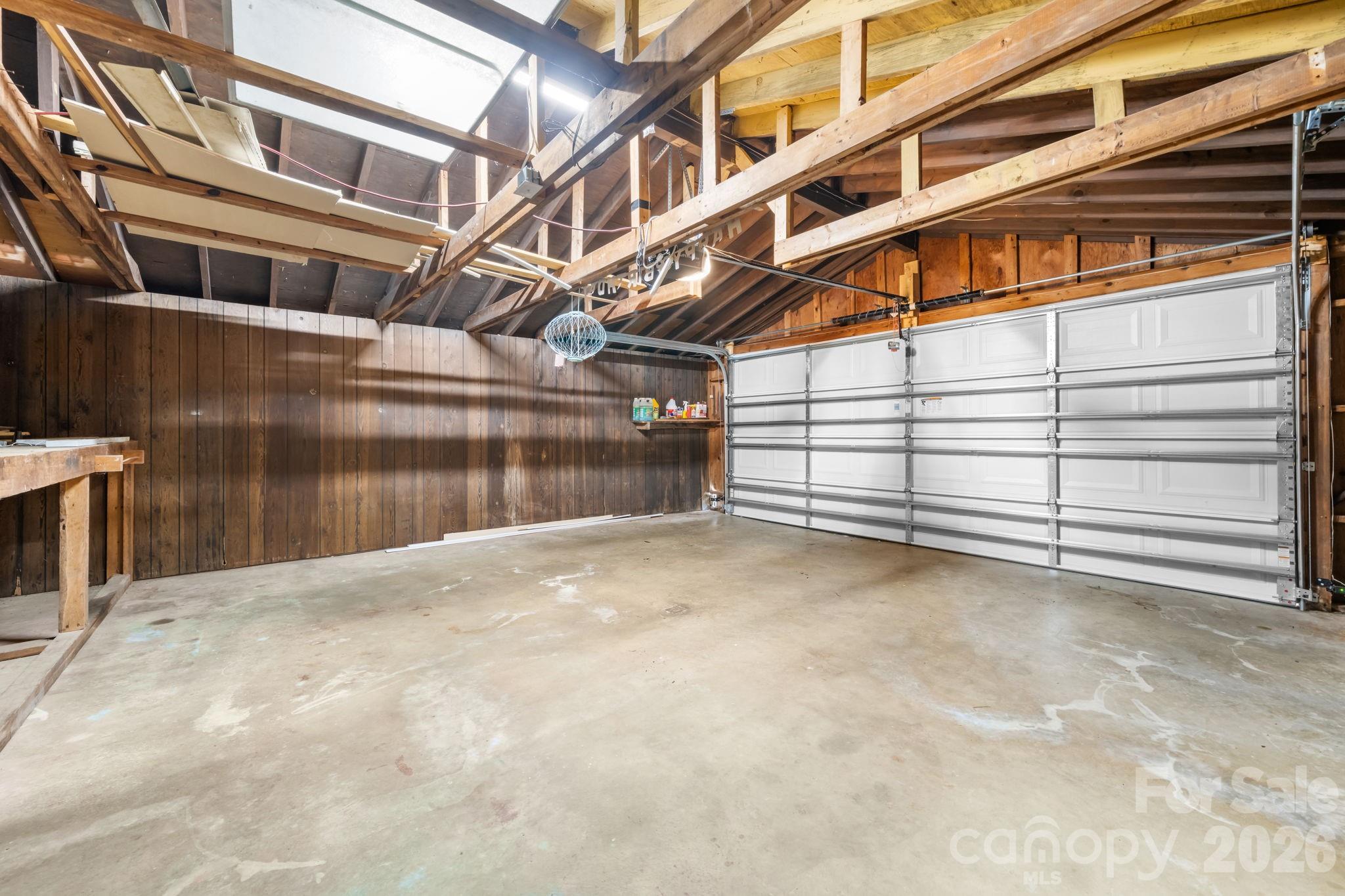 828 Manchester Street SW — Lenoir