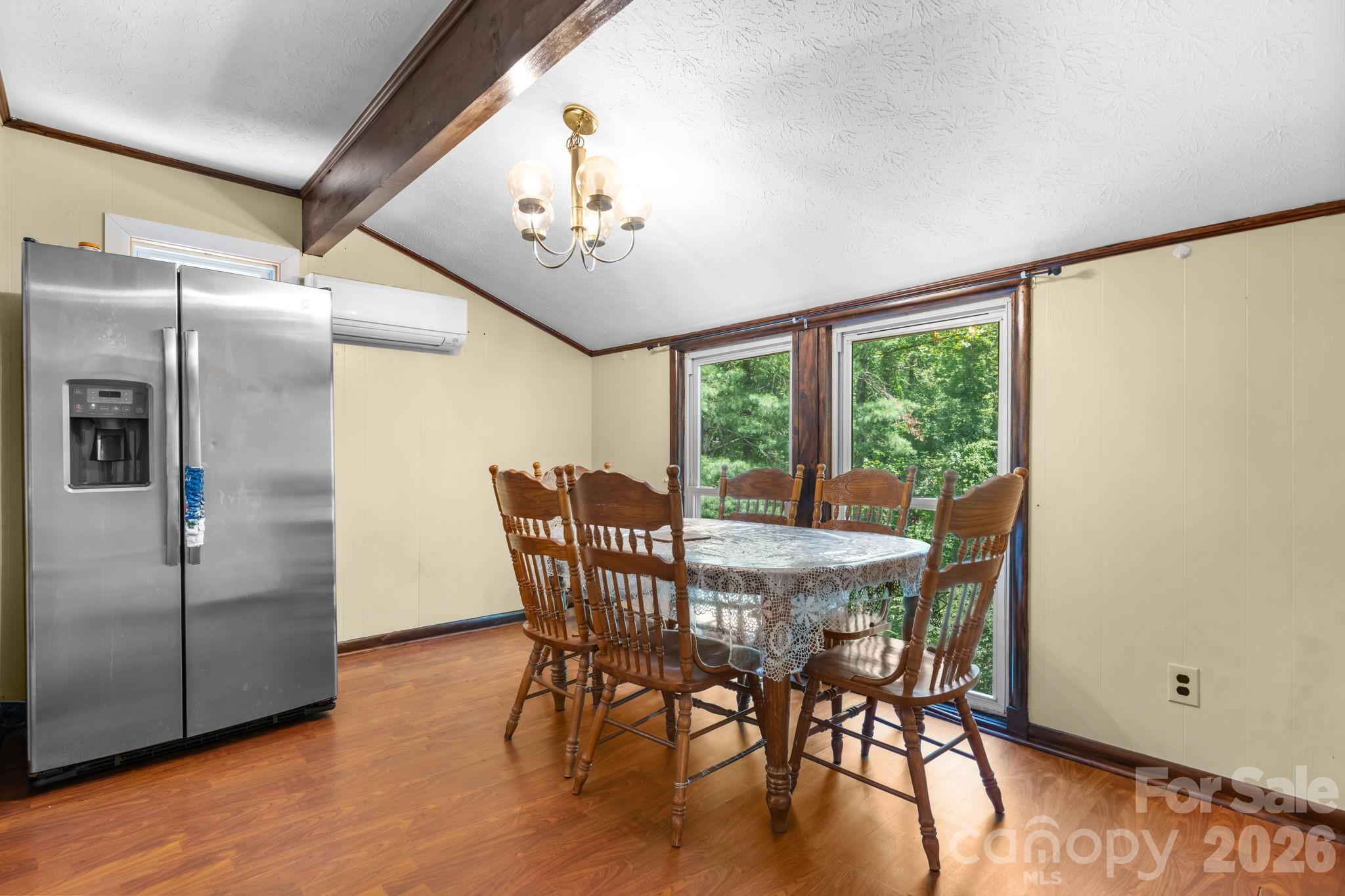 828 Manchester Street SW — Lenoir