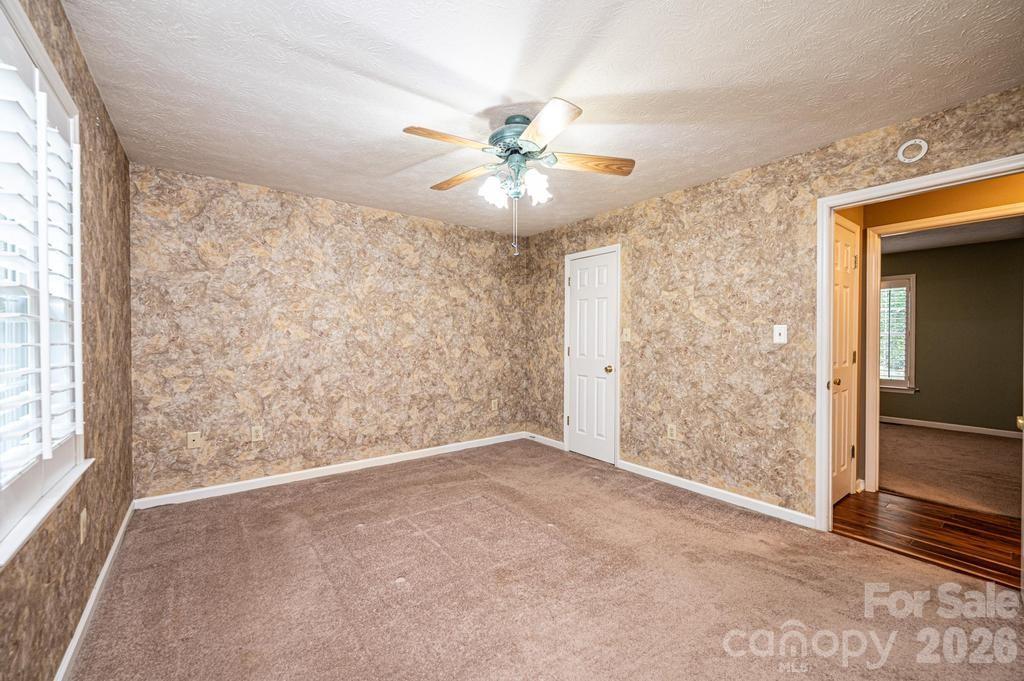 185 Hickman Avenue — Hudson