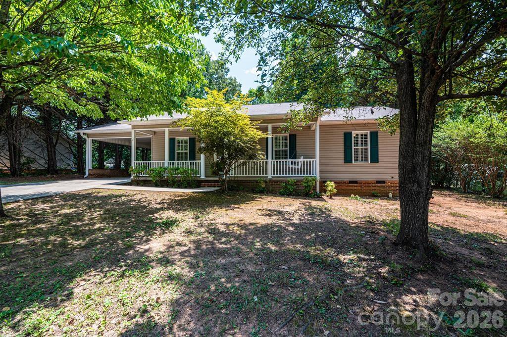185 Hickman Avenue — Hudson