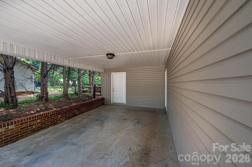 185 Hickman Avenue — Hudson