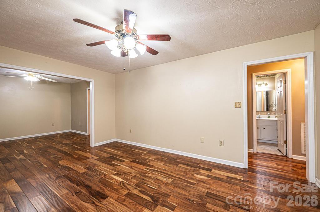 185 Hickman Avenue — Hudson