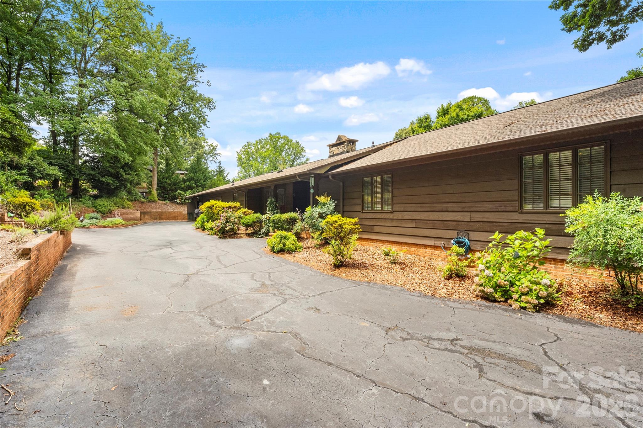 2915 Old Stage Road — Gastonia