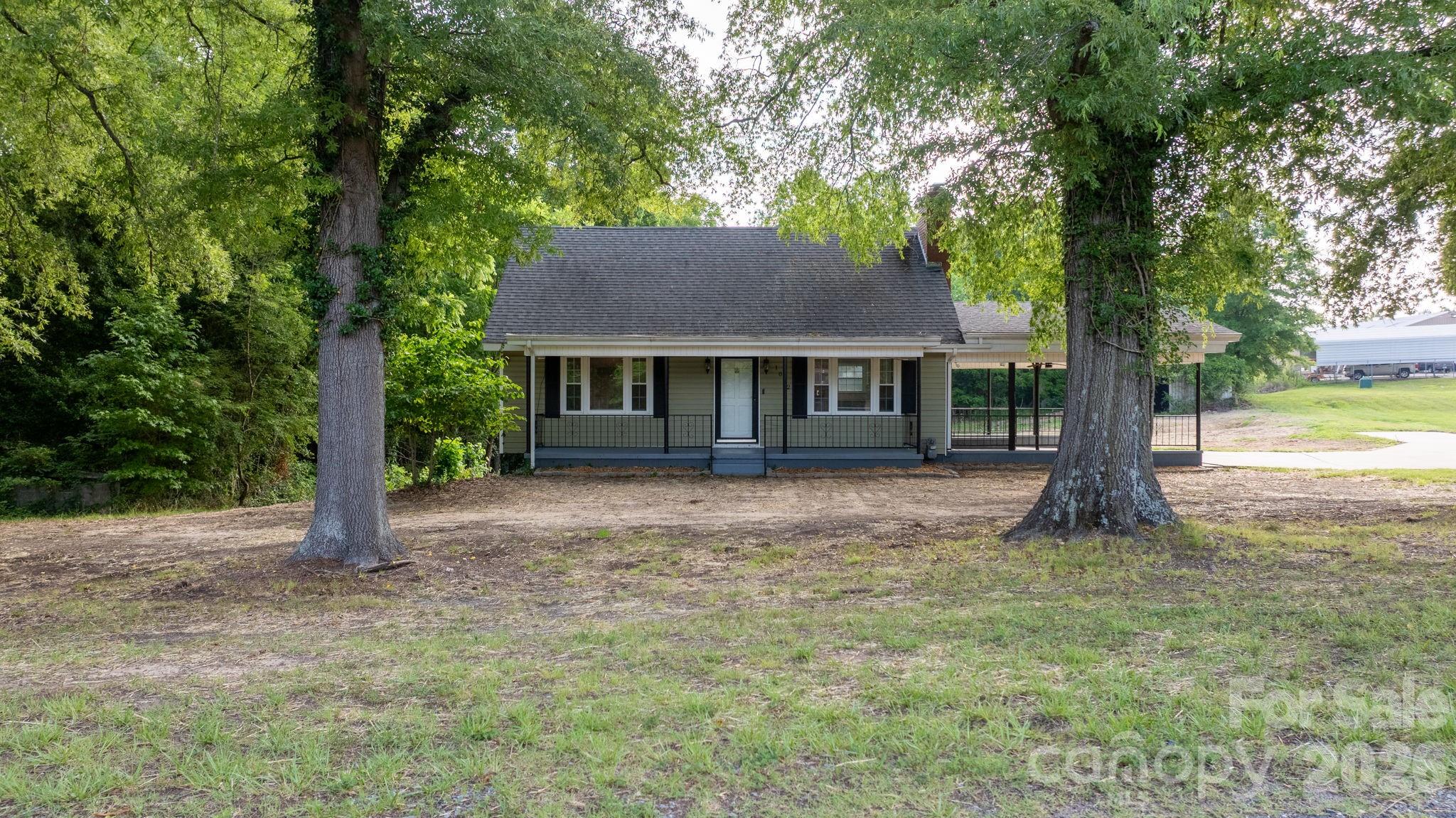 1002 Ramseur Road — Bessemer City