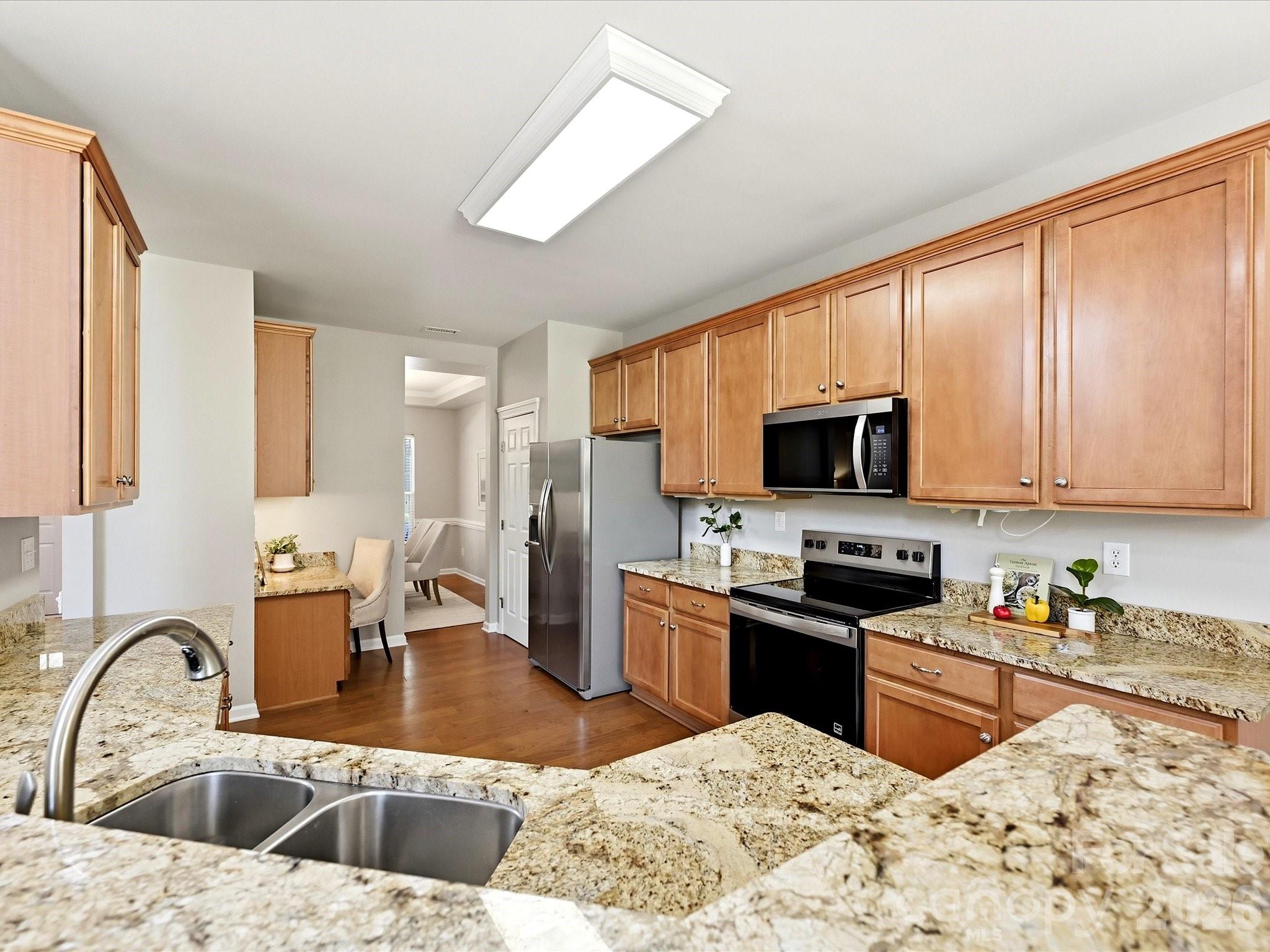 1173 STONEDOWN Lane — Matthews