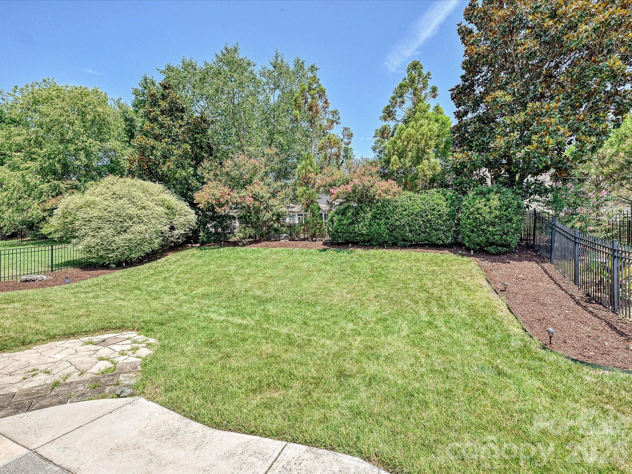 1173 STONEDOWN Lane — Matthews