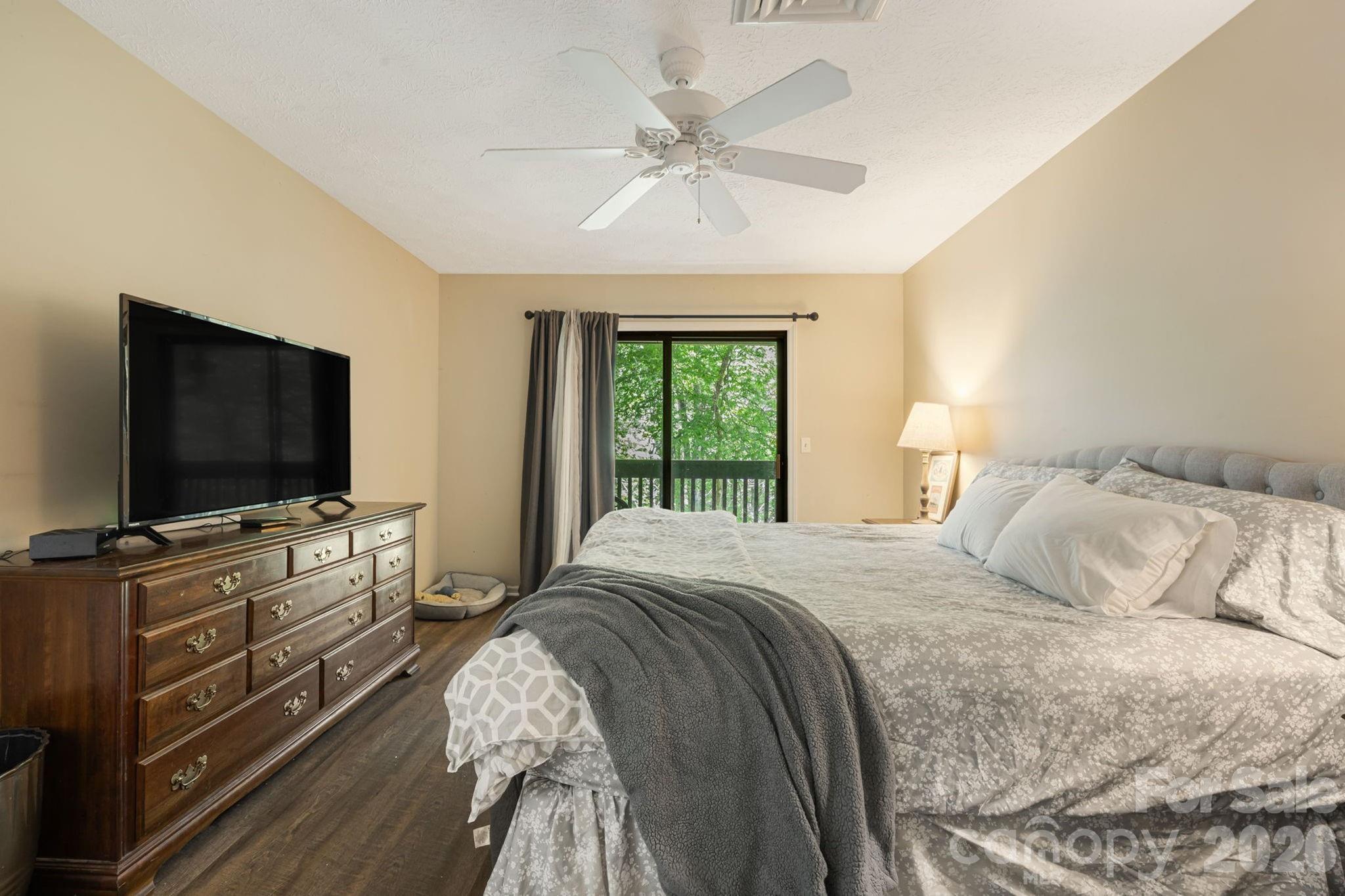 64 Big Spruce Lane — Waynesville