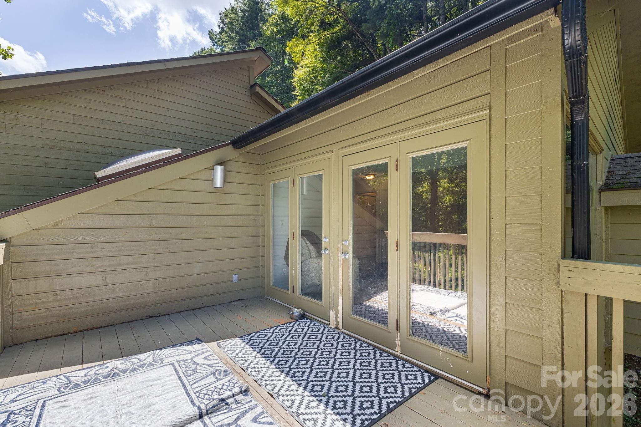 64 Big Spruce Lane — Waynesville
