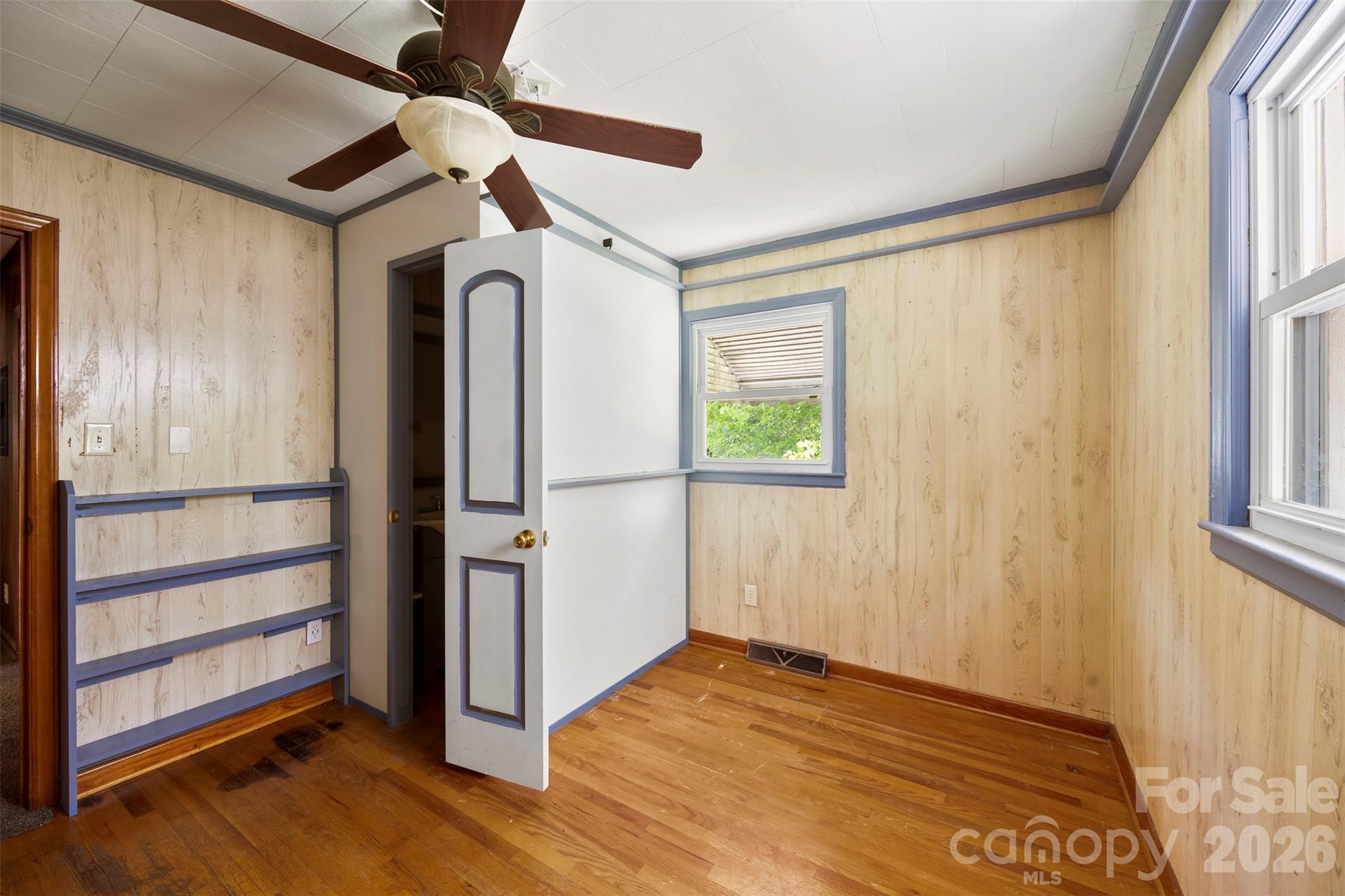 1302 W Gold Street Extension — Kings Mountain