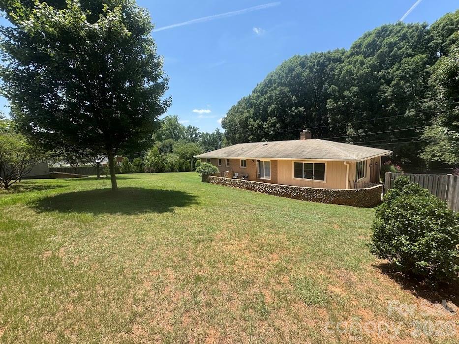 9050 Miriam Drive — Huntersville