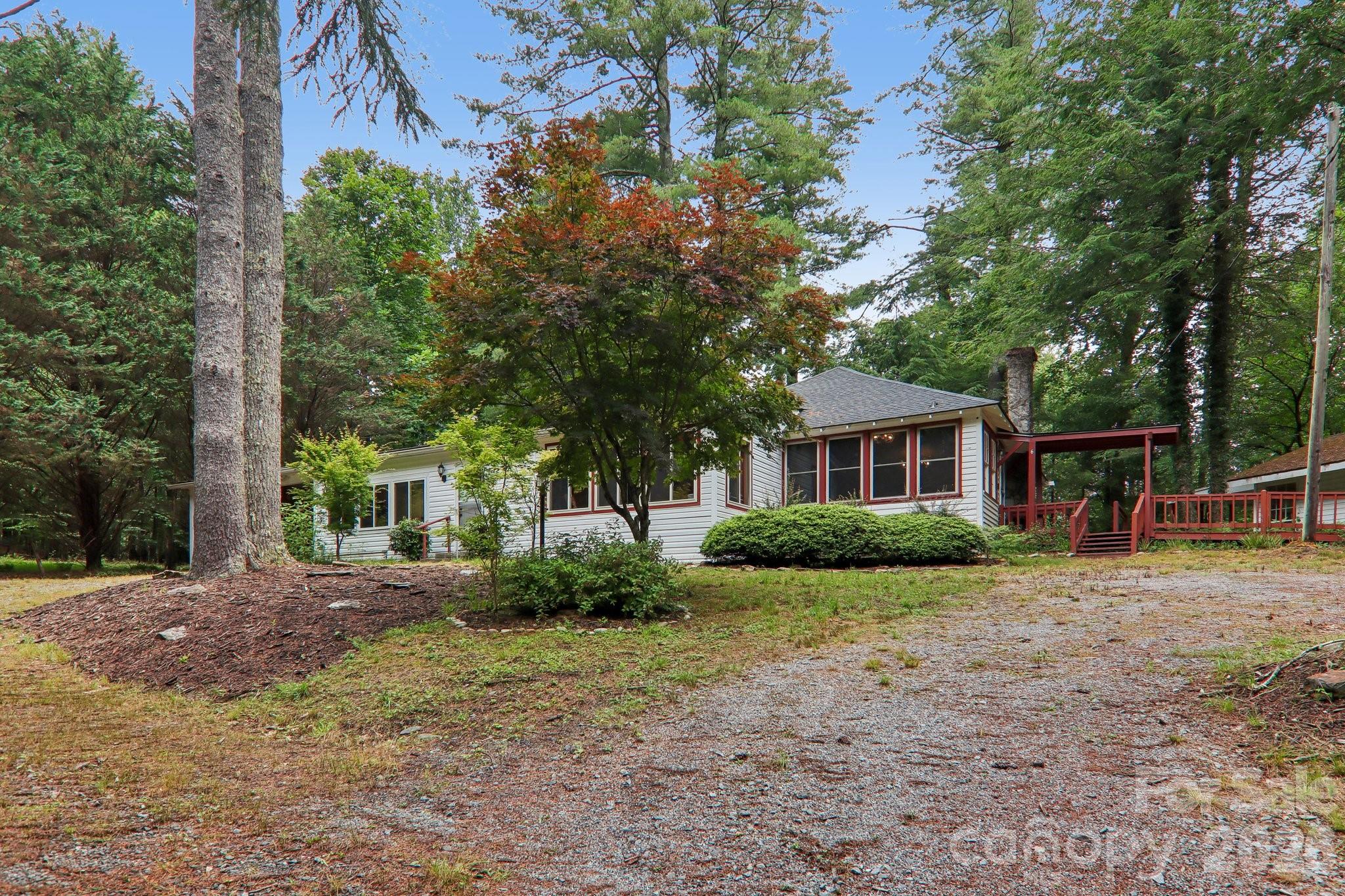 61 Bo Diddly Lane — Cedar Mountain