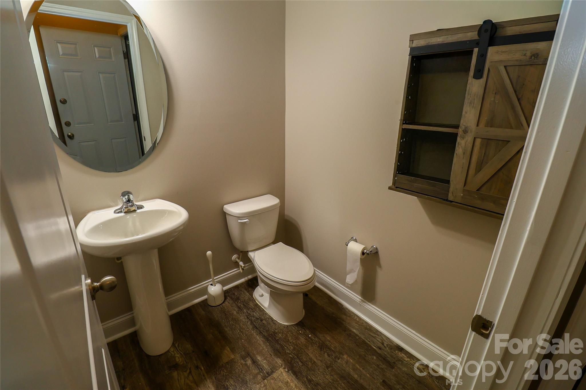 109 E Americana Drive — Mooresville
