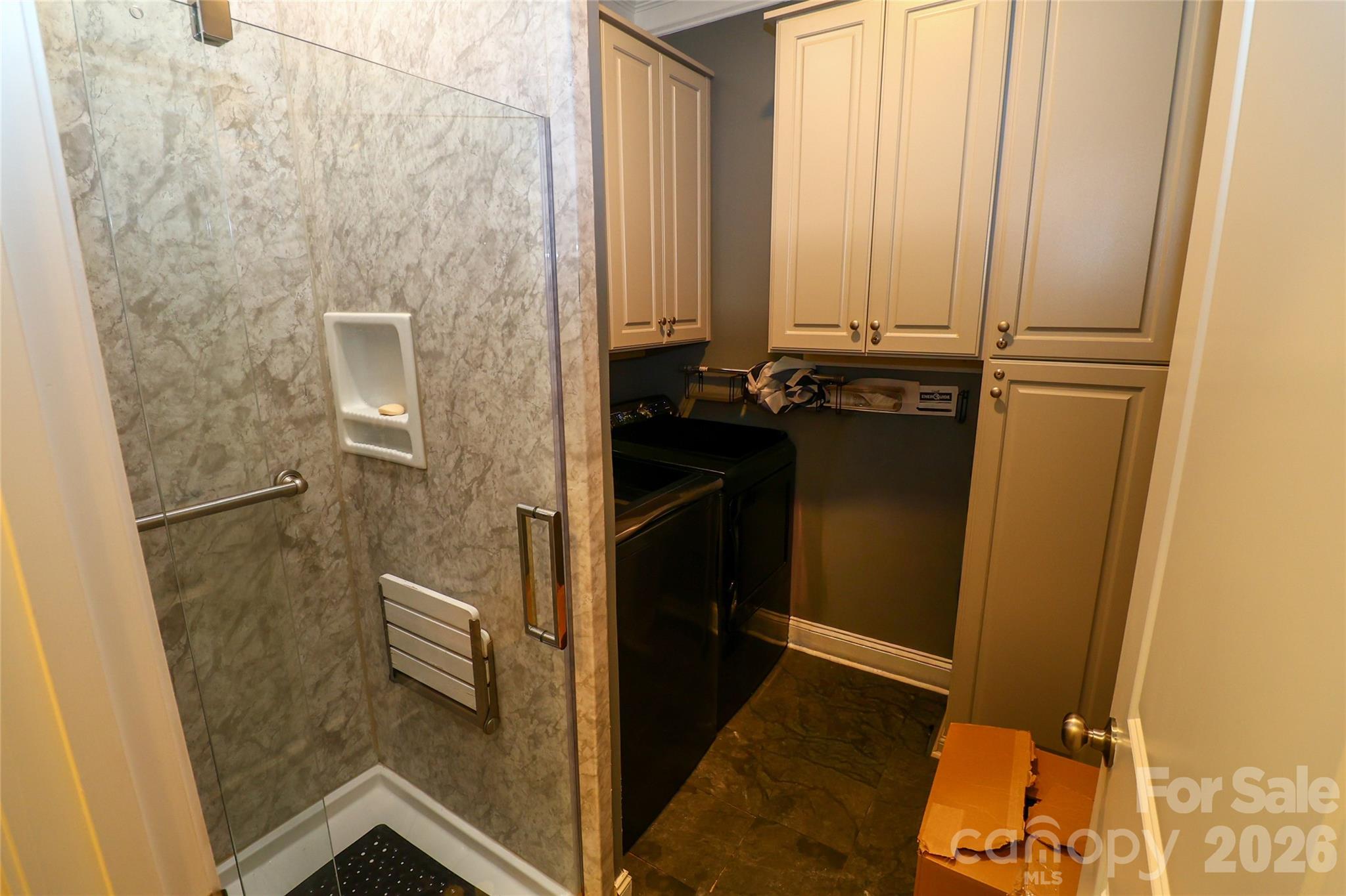 109 E Americana Drive — Mooresville